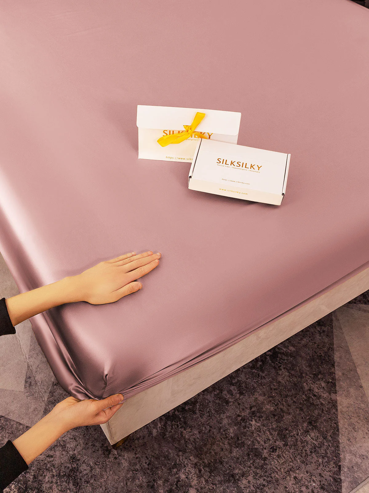 19Momme Mulberry Silk Seamless Fitted Sheet - Image 71