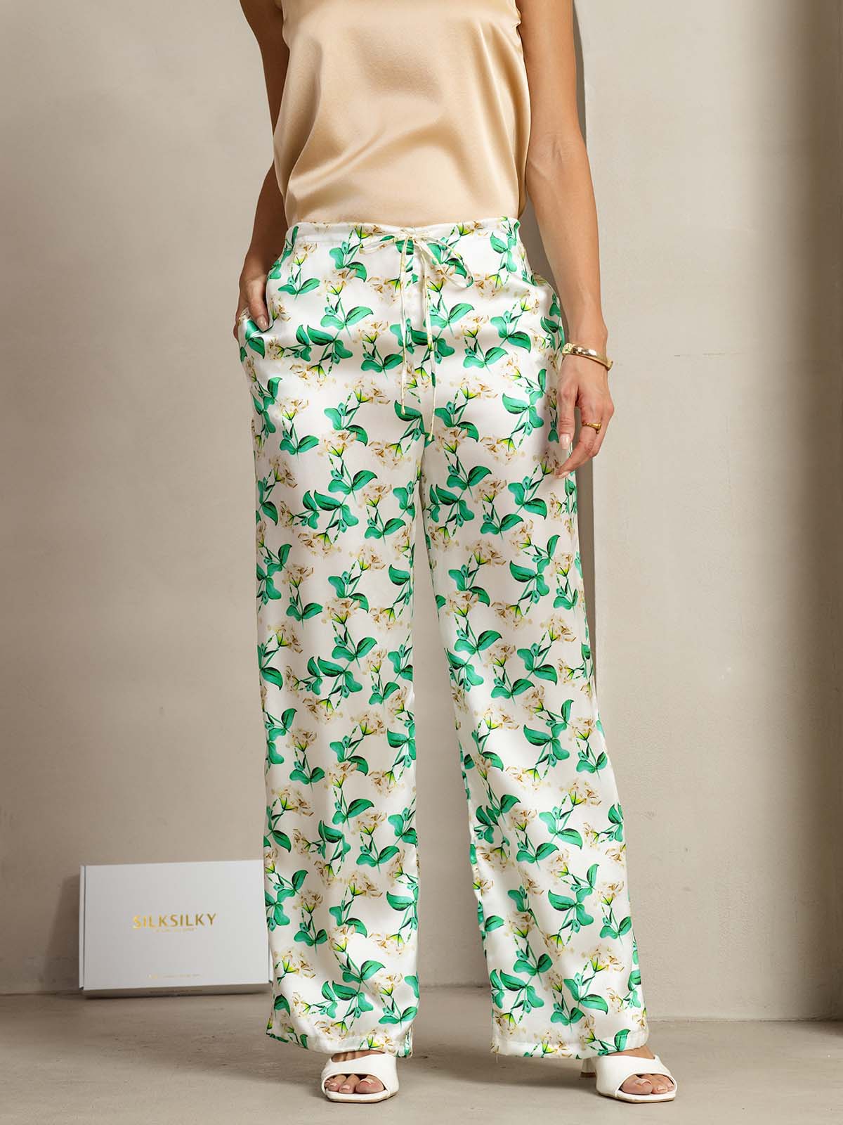 19Momme Silk Green Floral Print Wide Leg Women's Pants With Side Pockets Design - Image 3