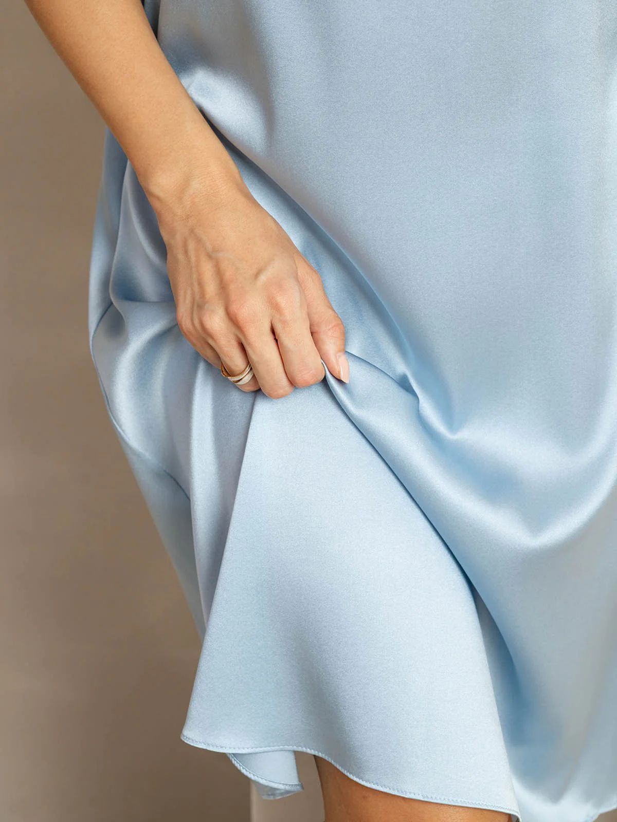 Clearance - 19Momme Silk Knee Dress with Adjustable Shoulder Ties - Image 7
