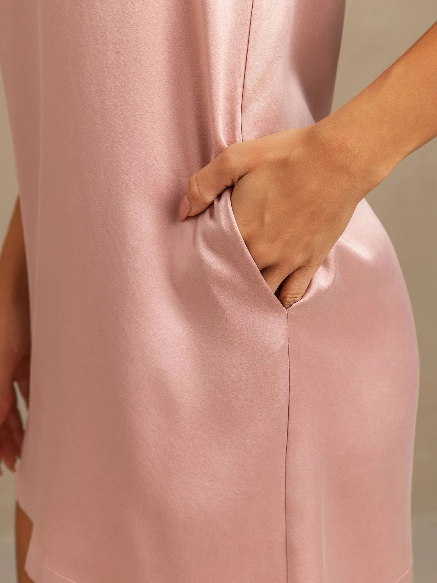 19Momme Washable Silk Sleeveless U Neck Short Nightgown with Side Pocket Design - Image 21