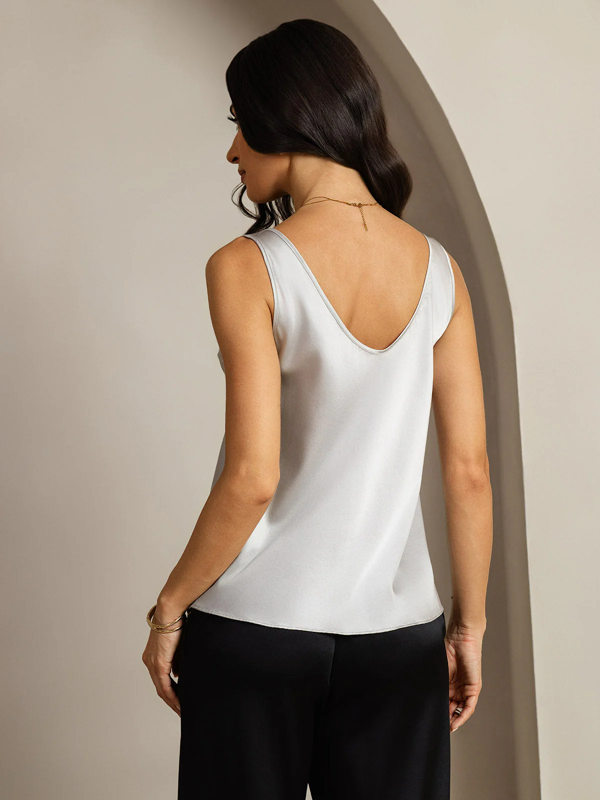 19Momme Silk Sleeveless V Neck Women's Tank Top with V Back Design - Image 72