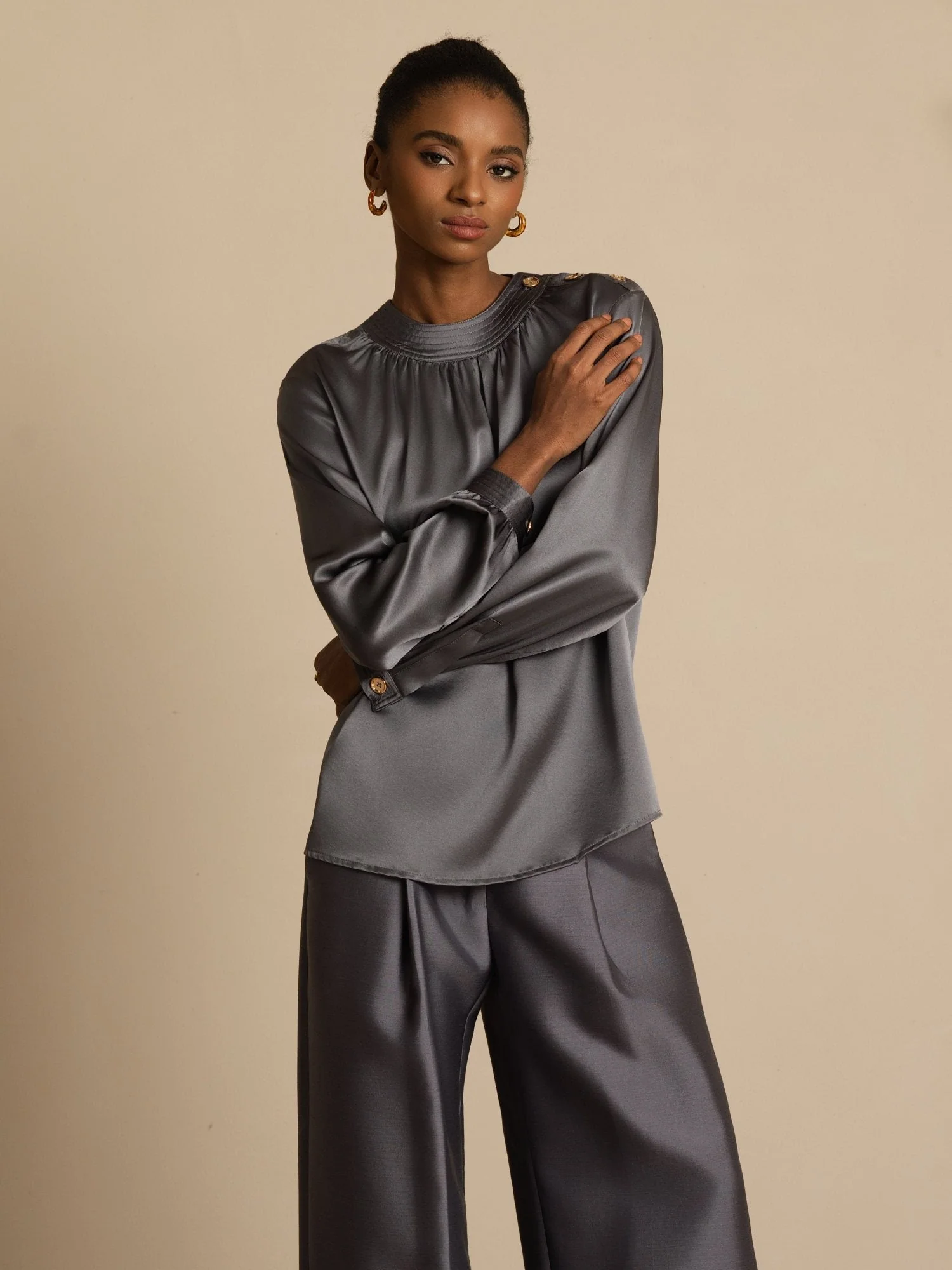 19Momme Silk Women’s Gathered Neck Long Sleeve Blouse - Image 12