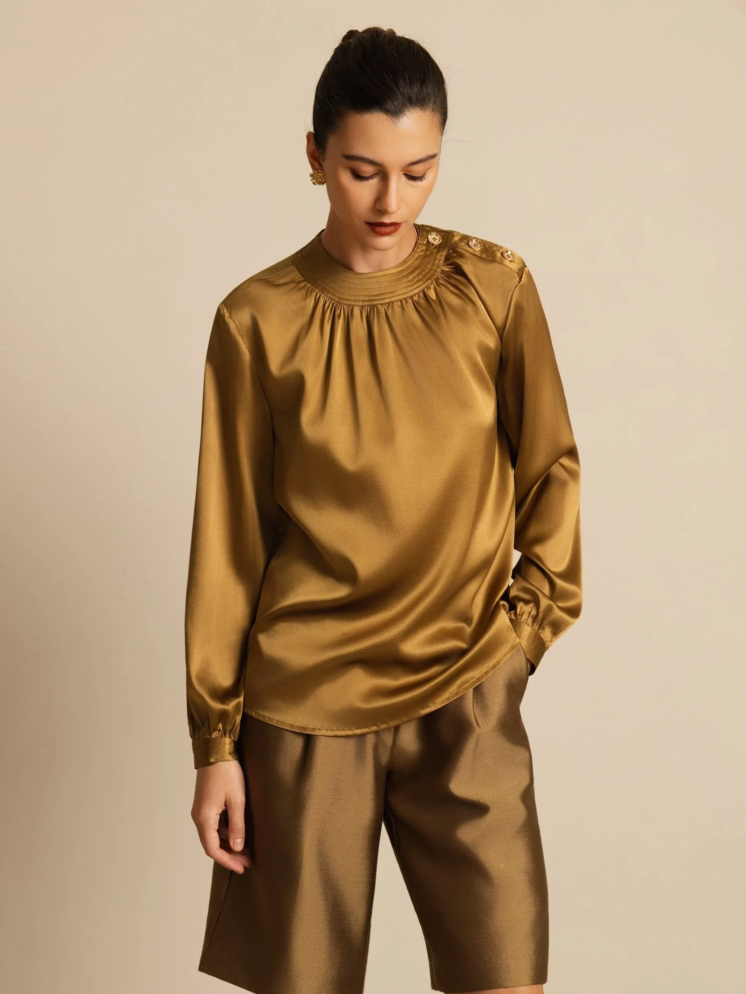 19Momme Silk Women’s Gathered Neck Long Sleeve Blouse - Image 18