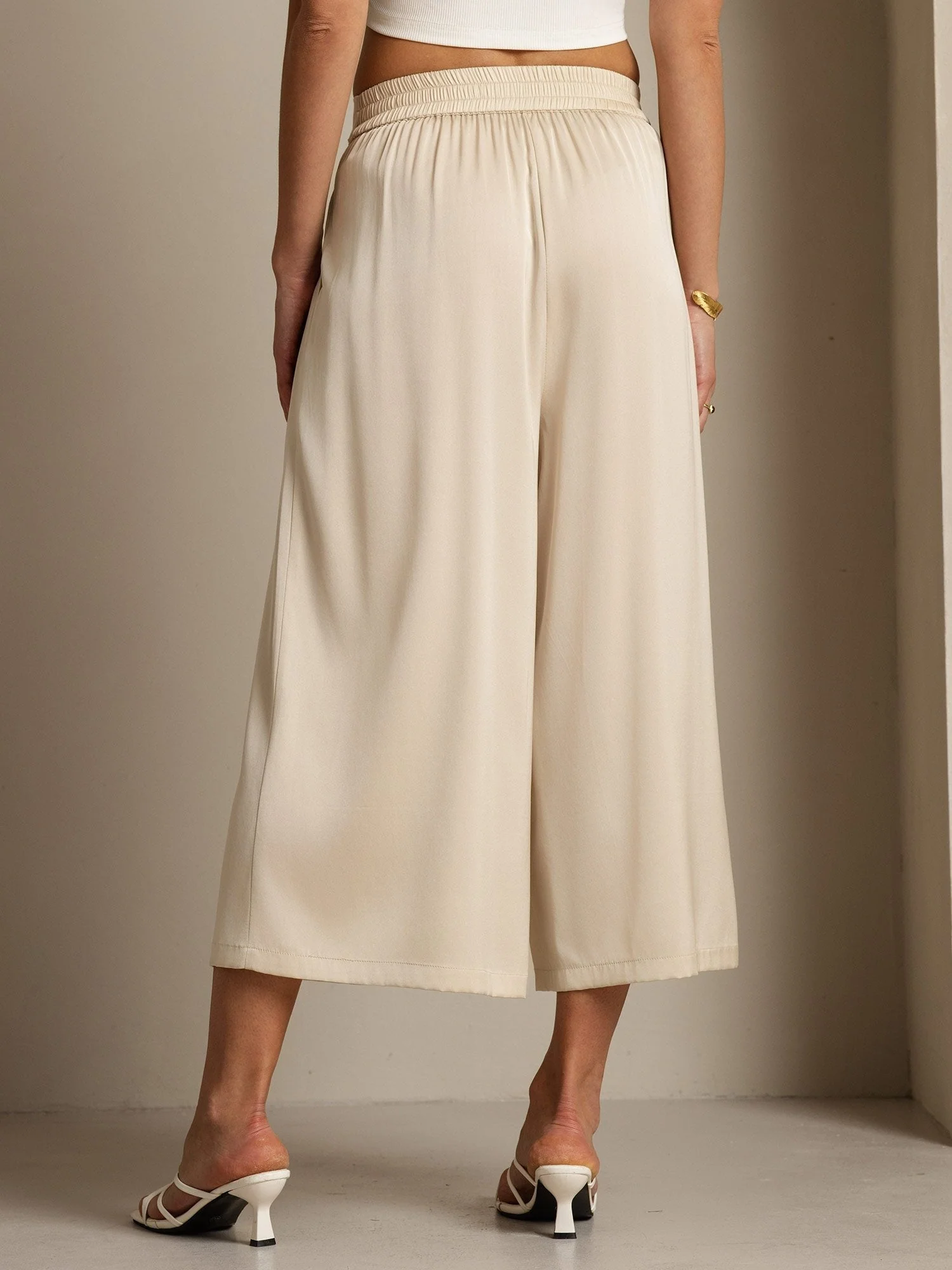 19Momme Silk Women's High Waist Pleated Wide Leg Capri Pants - Image 13