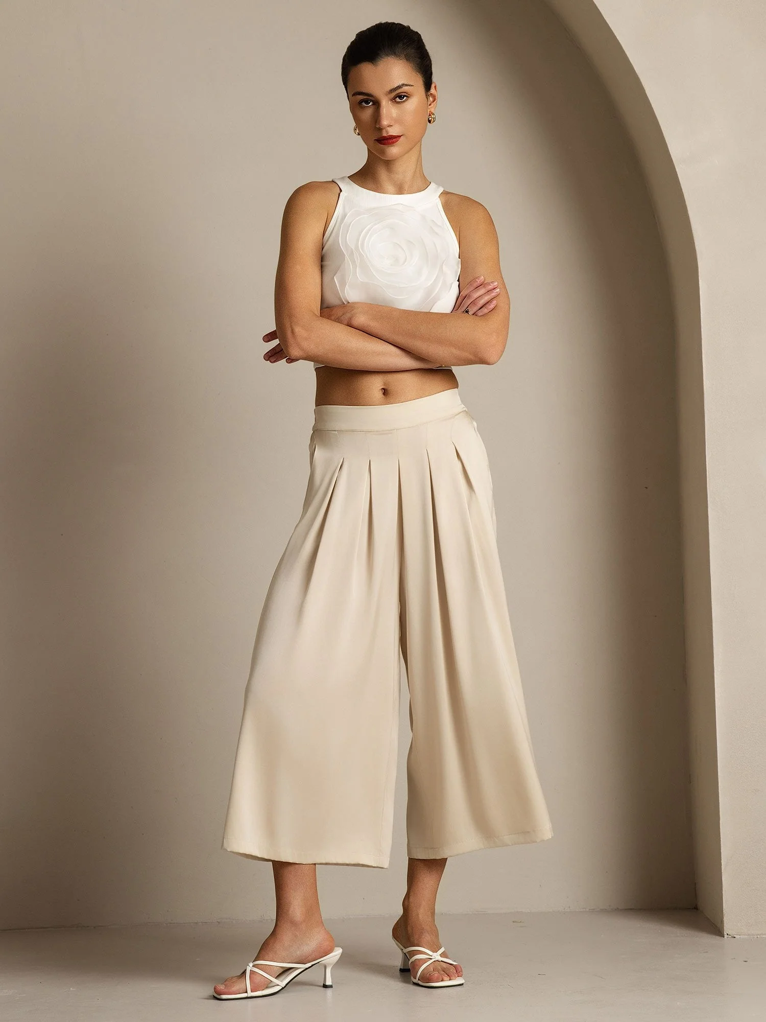19Momme Silk Women's High Waist Pleated Wide Leg Capri Pants - Image 15