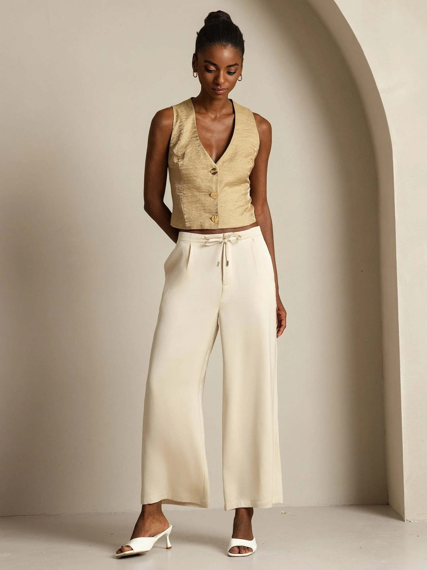 19Momme Silk Women's High Waist Wide Leg Drawstring Pants with Pockets - Image 9