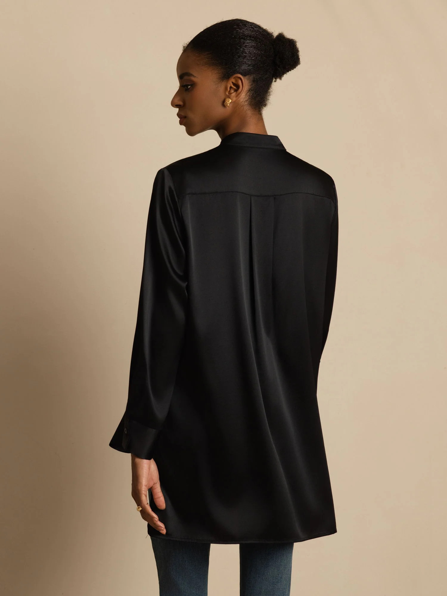 19Momme Silk Women’s  Stand Collar High-Low Blouse With Button Detail - Image 18
