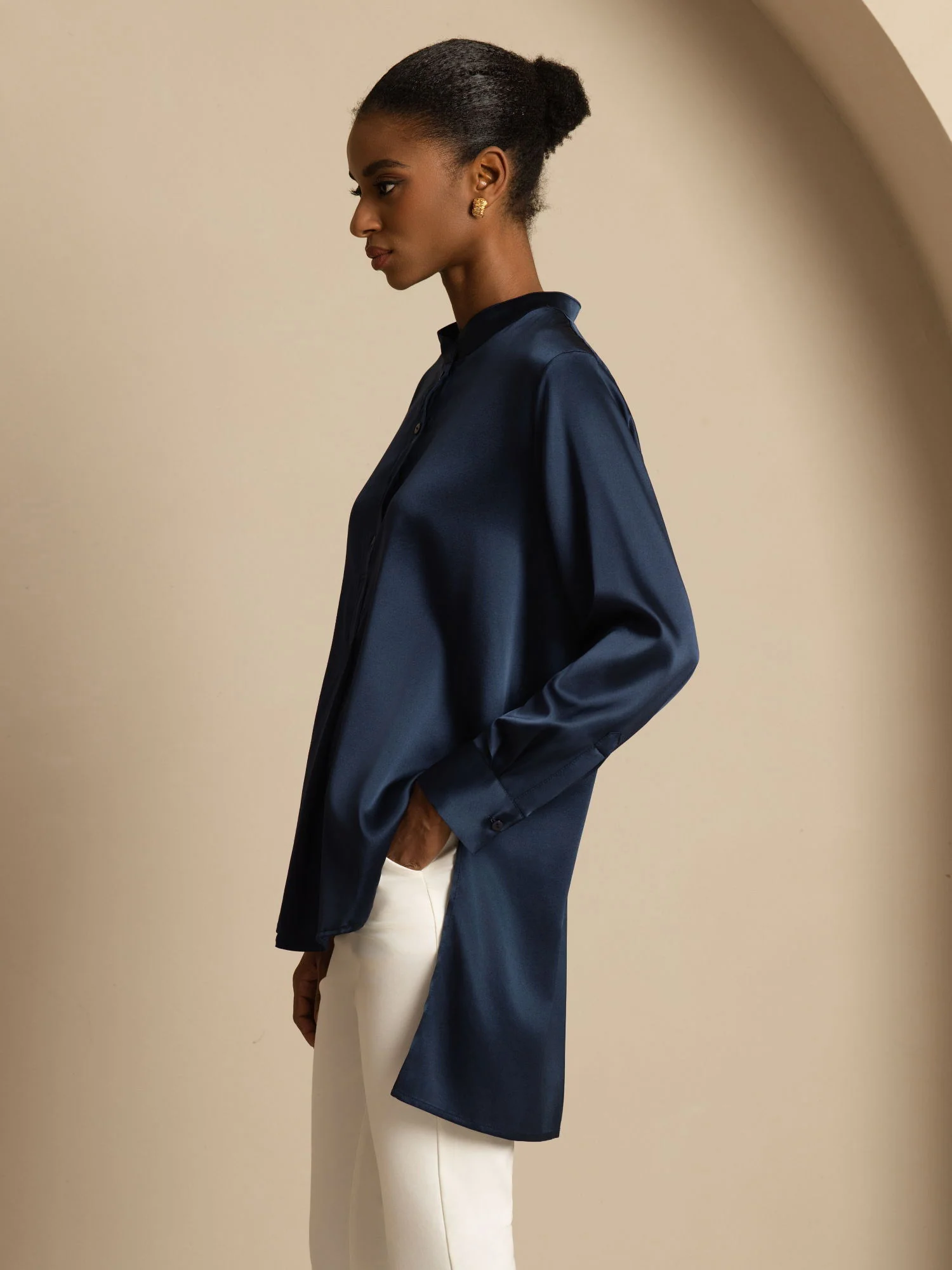 19Momme Silk Women’s  Stand Collar High-Low Blouse With Button Detail - Image 3