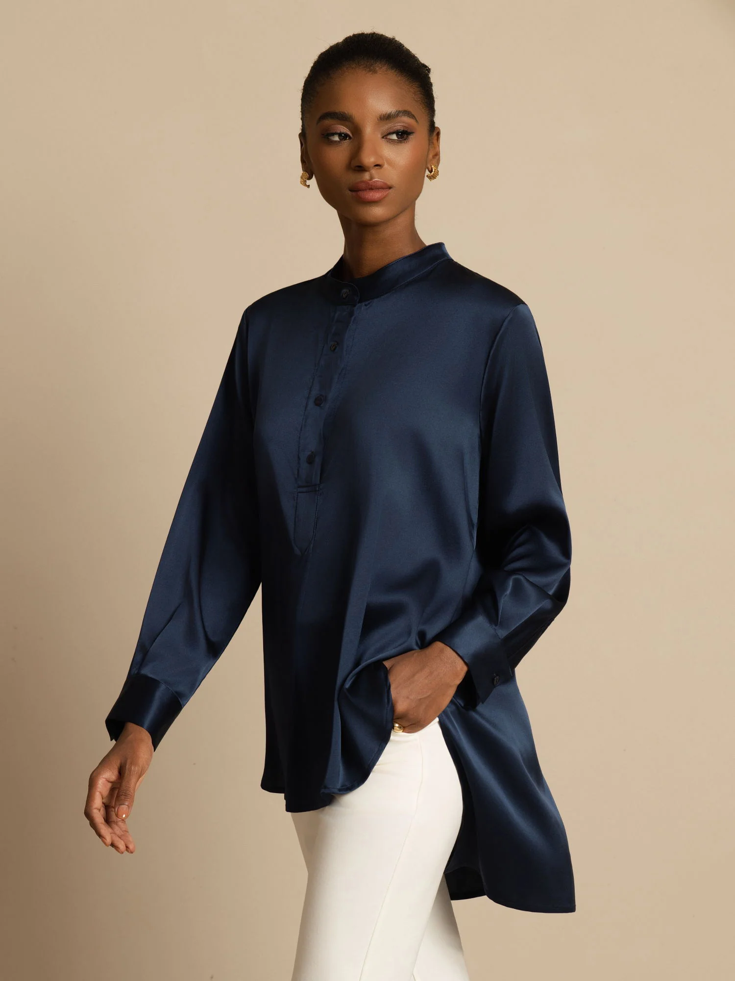 19Momme Silk Women’s  Stand Collar High-Low Blouse With Button Detail - Image 4