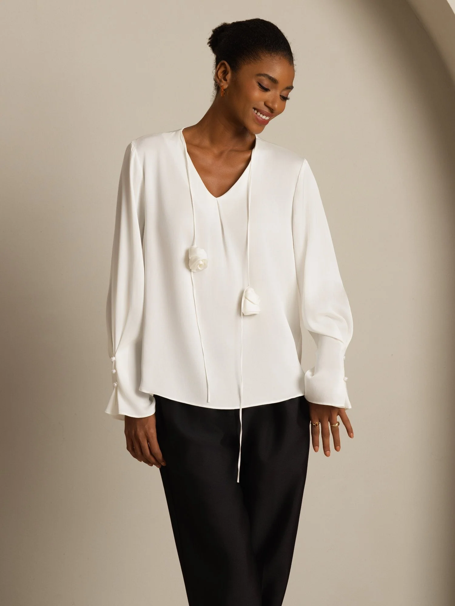 19Momme Silk Women's V Neck Long Sleeve Blouse With 3D Rose Detail - Image 5