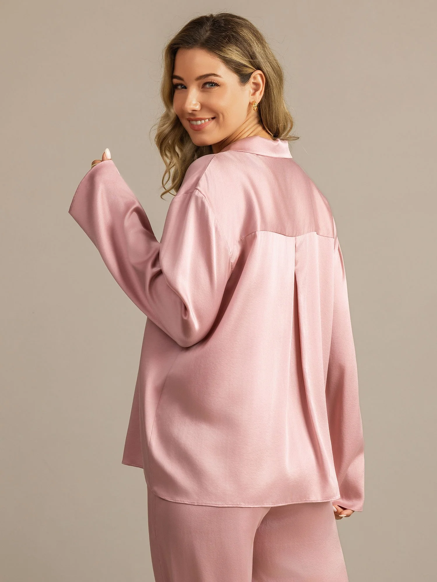 19Momme Washable Silk Long Sleeve Notch Collar Women's Pajamas Set - Image 17