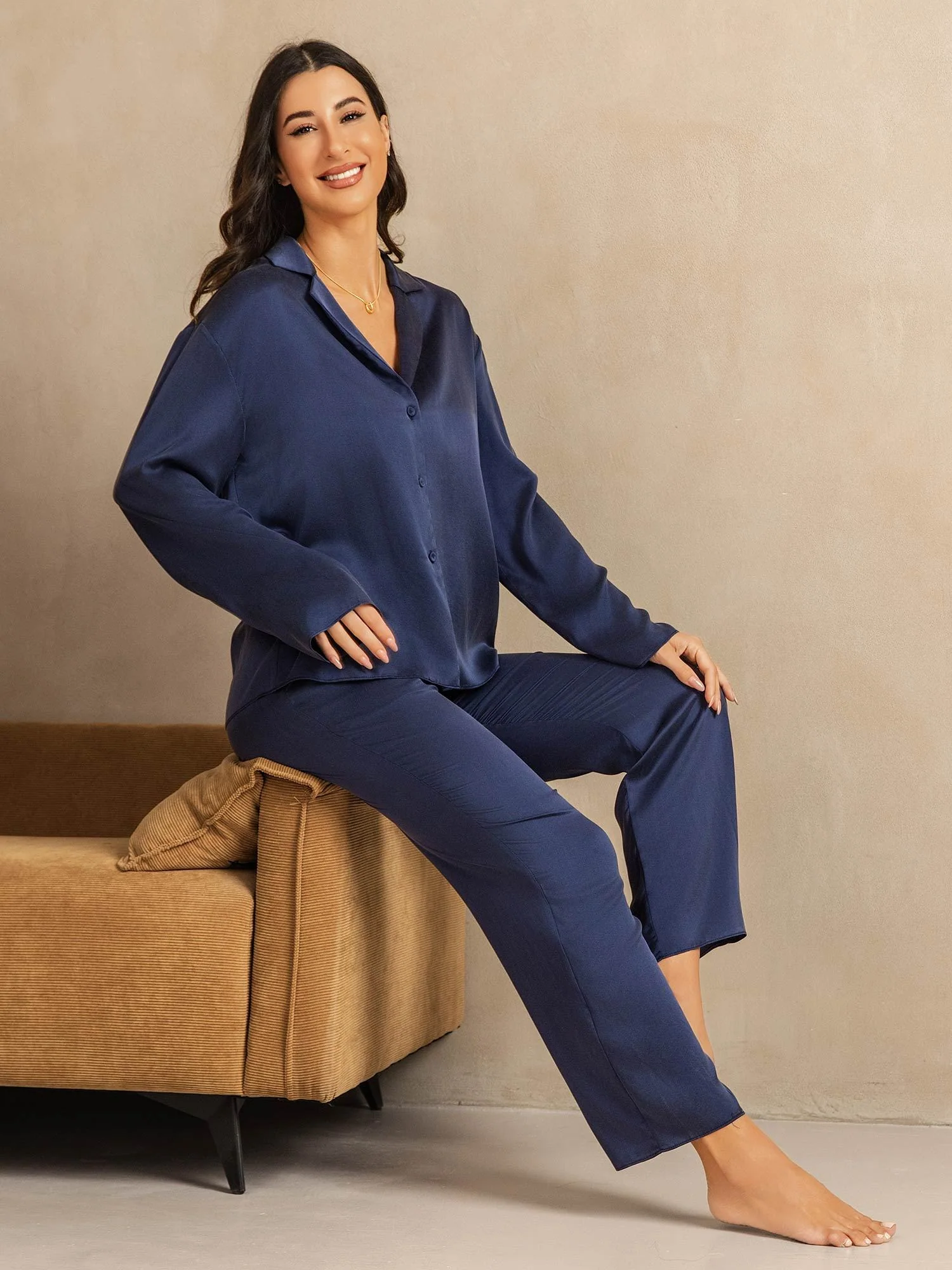 19Momme Washable Silk Long Sleeve Notch Collar Women's Pajamas Set - Image 30