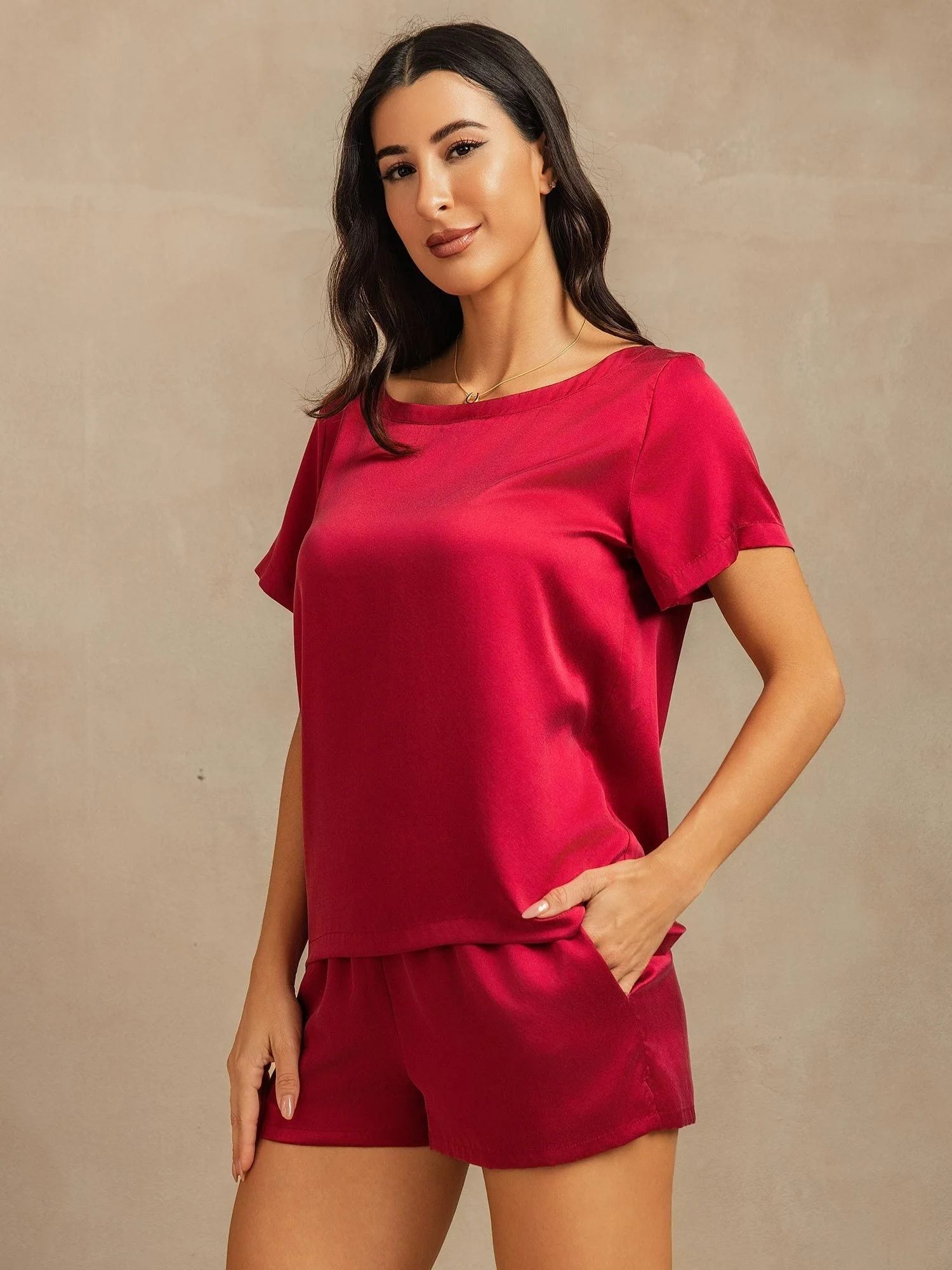 19Momme Women's Silk Short Sleeve Round Collar Pajamas Set with Side Pocket Design - Image 24