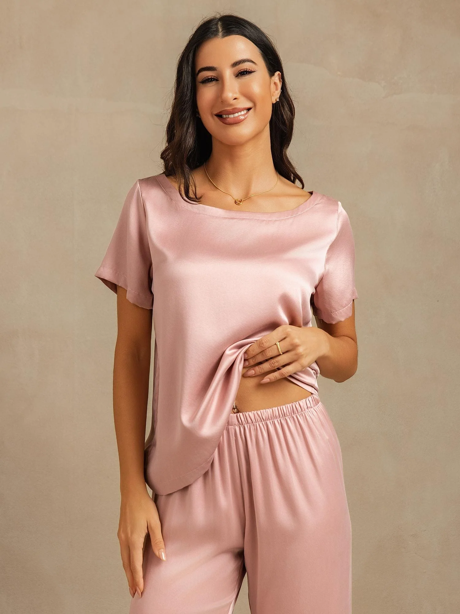 19Momme Women's Washable Silk Short Sleeve Pajamas Set - Image 11