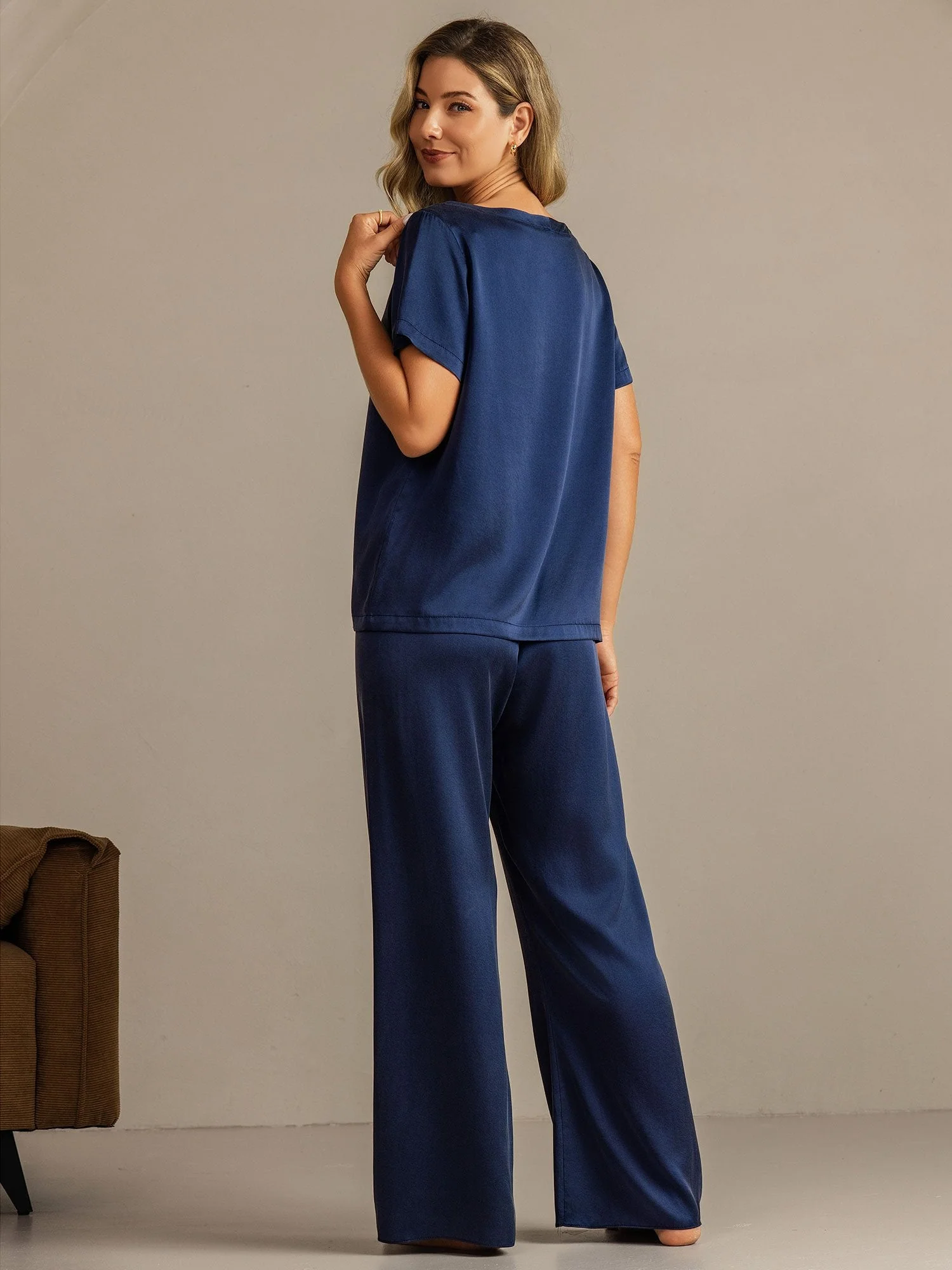 19Momme Women's Washable Silk Short Sleeve Pajamas Set - Image 17