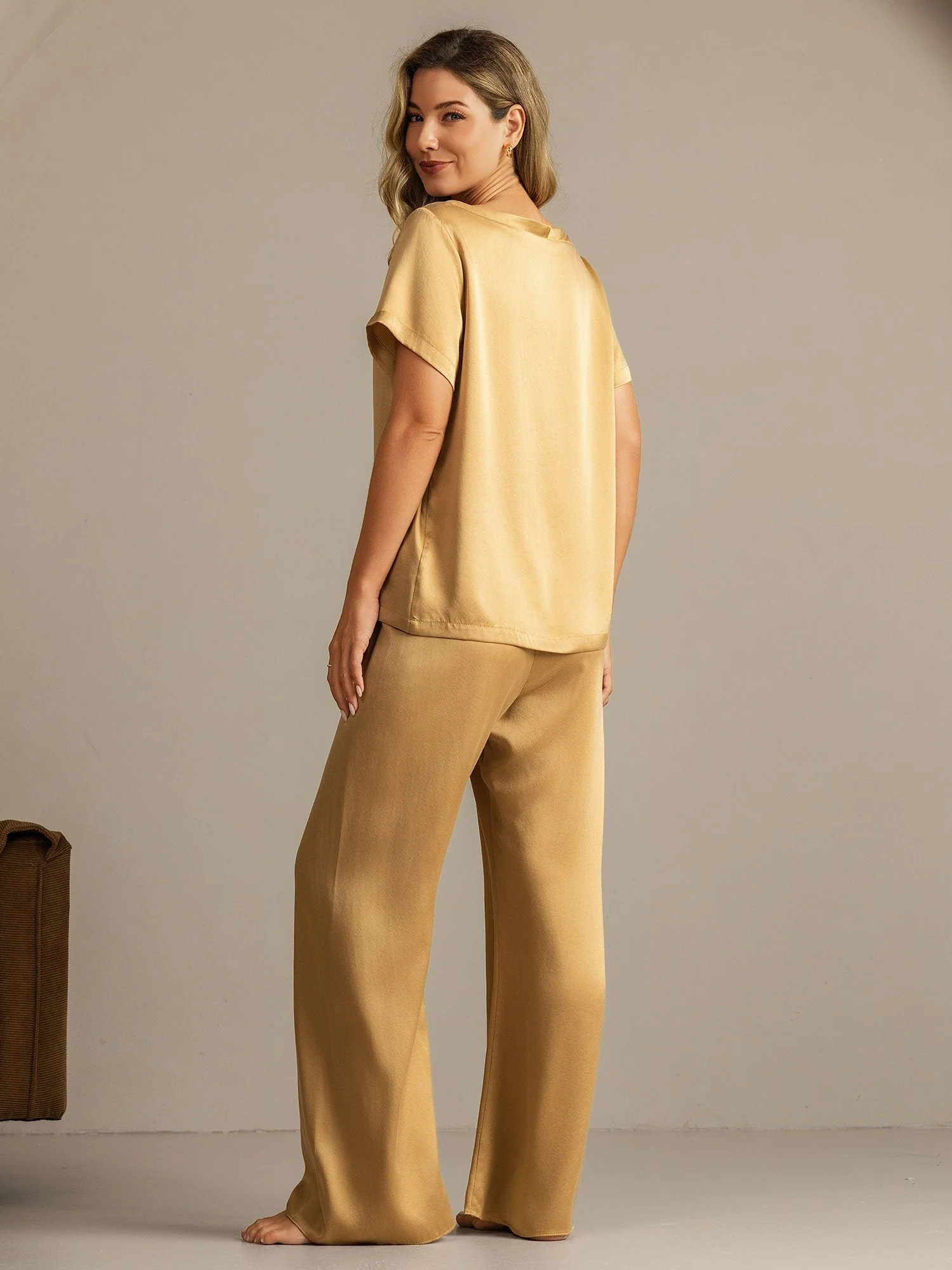 19Momme Women's Washable Silk Short Sleeve Pajamas Set - Image 24