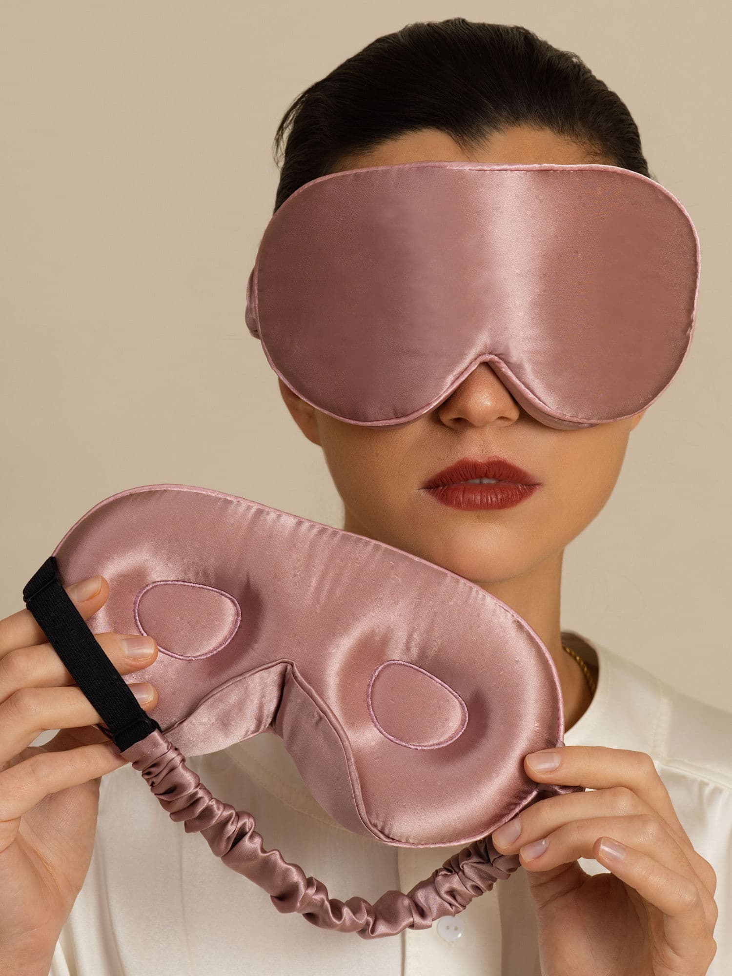 22 Momme Pure Silk 3D Sleep Mask With Upgraded Nose Wings - Image 2