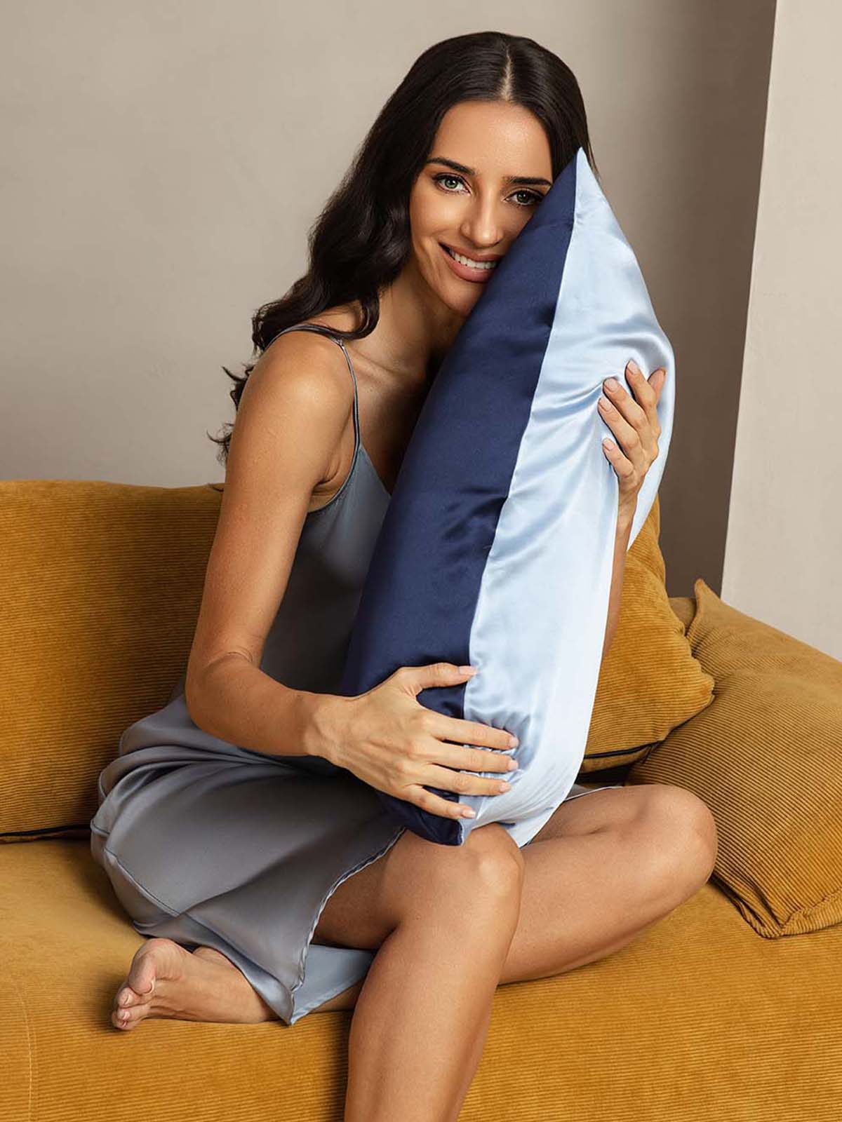 19Momme 100% Mulberry Silk Pillowcase - Two-tone Design - Image 11