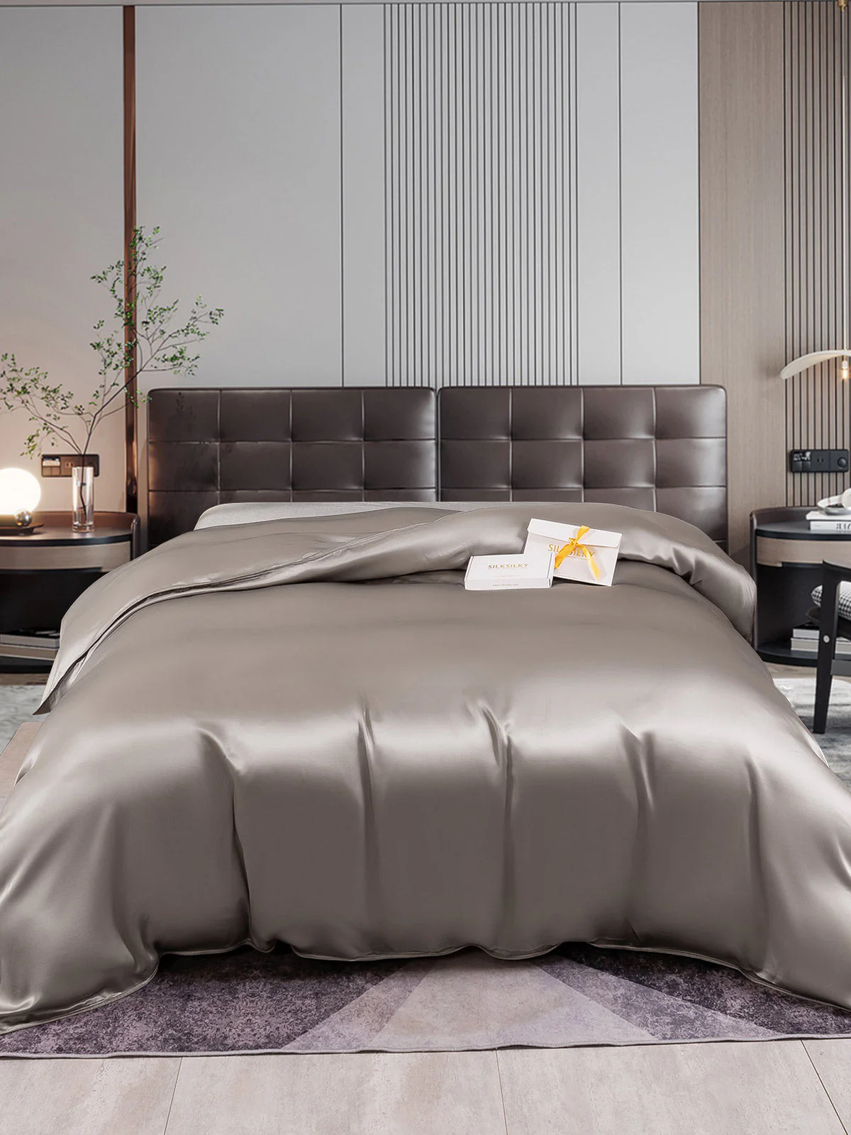 22Momme Mulberry Silk Seamless Duvet Cover - Image 17