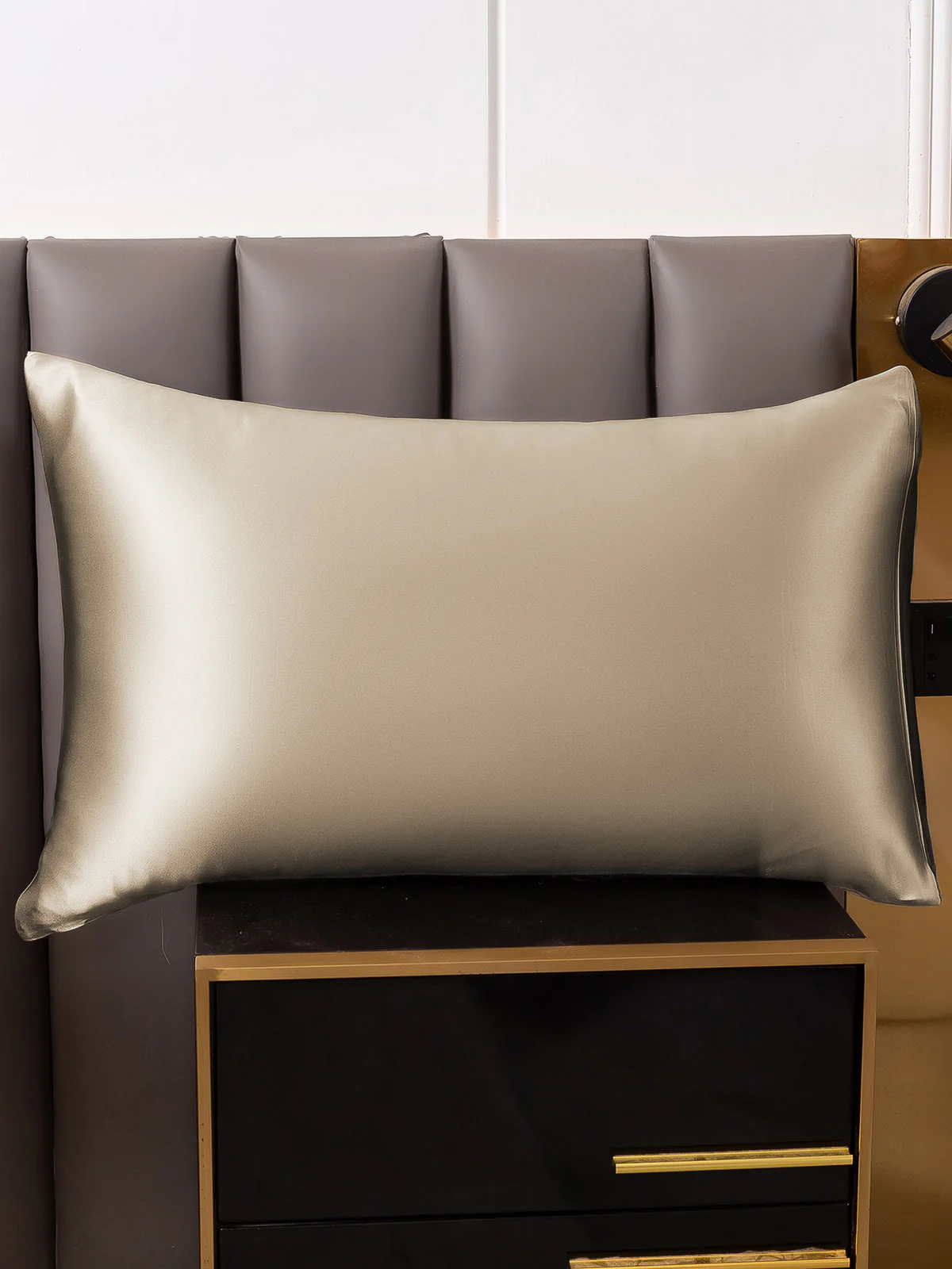 2Pcs 19Momme Pure Silk Pillowcases Bundle - Hidden Zipper - Image 97