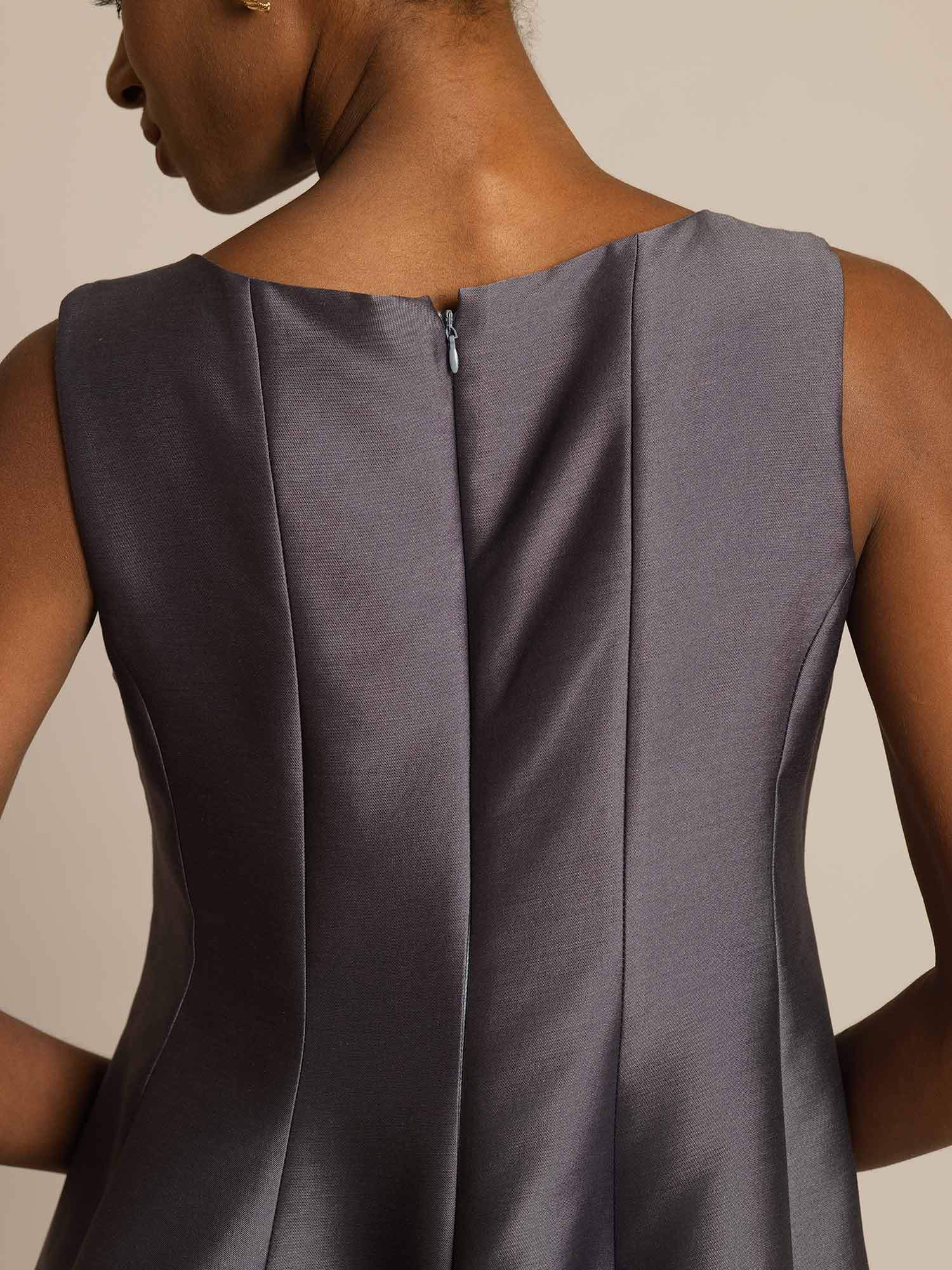 Clearance - 32Momme Silk-Wool Blend Casual Sleeveless Skater Short Dress - Image 4