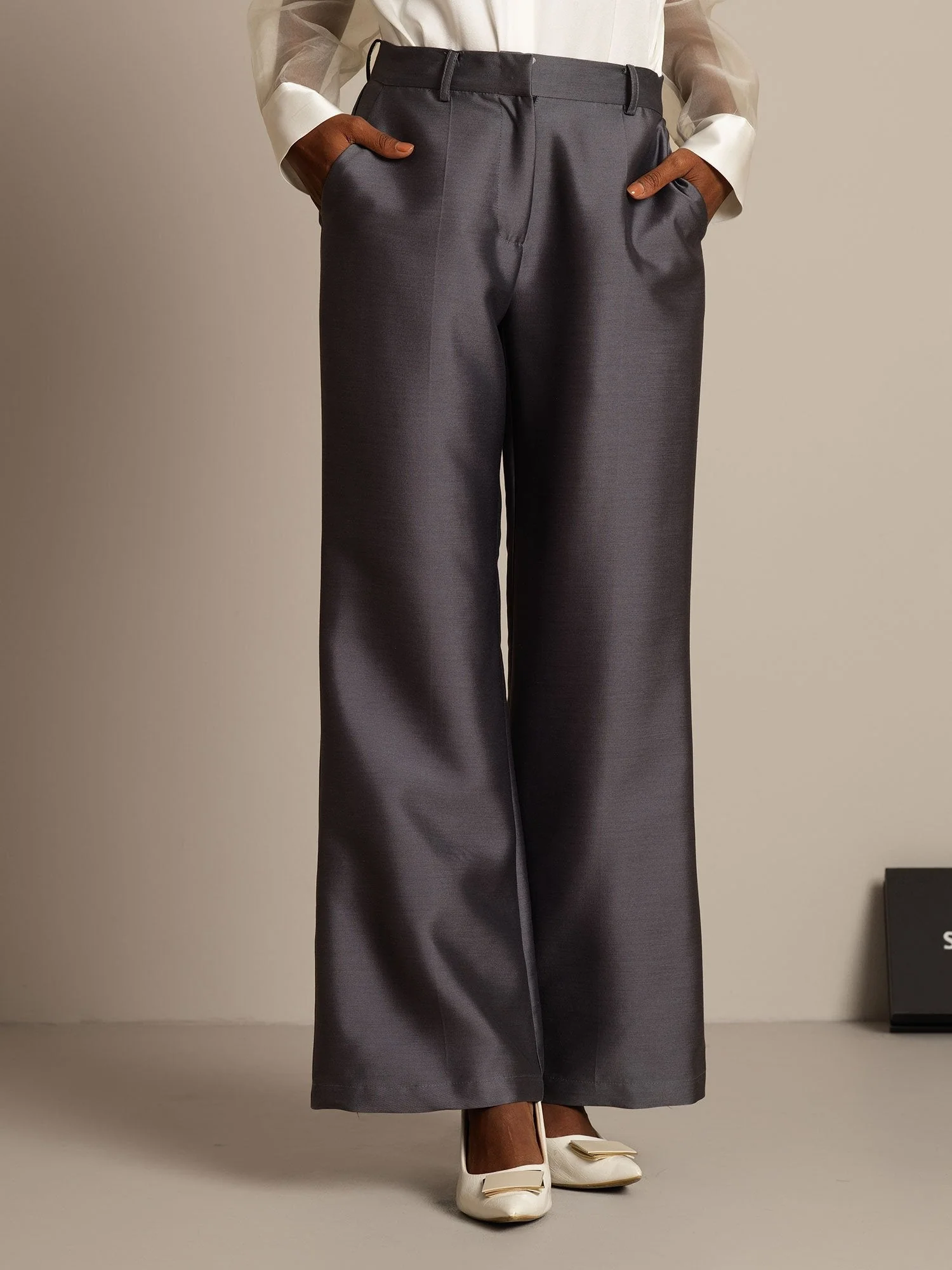Clearance - 32Momme Silk-Wool Blend High Waist Micro-horn Wide Leg Women's Pants with Side Pockets  Design - Image 3