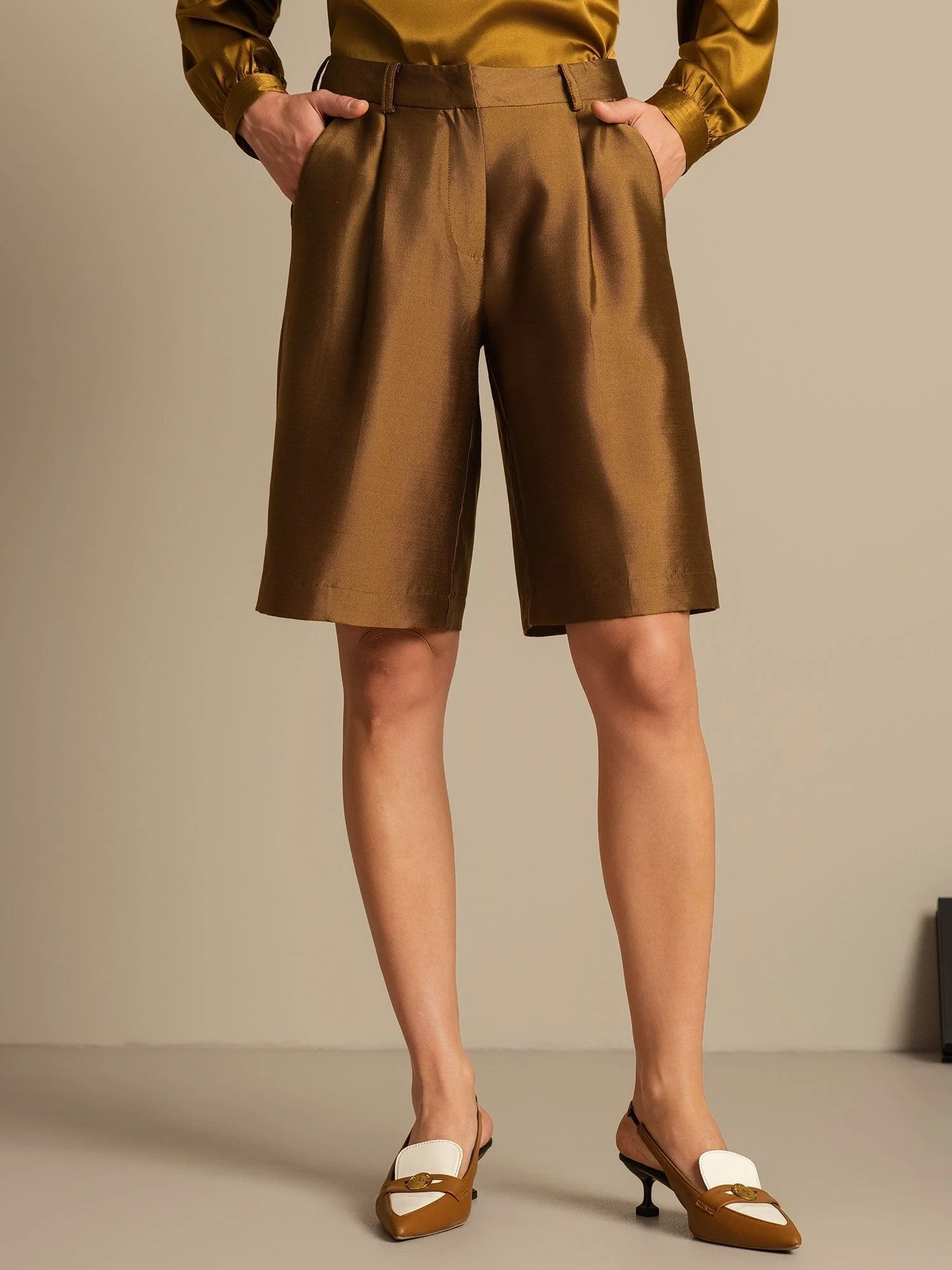 Clearance - 32Momme Silk-Wool Blend High Waist Straight Fit Women's Mid-length Pants with Side Pockets  Design - Image 16