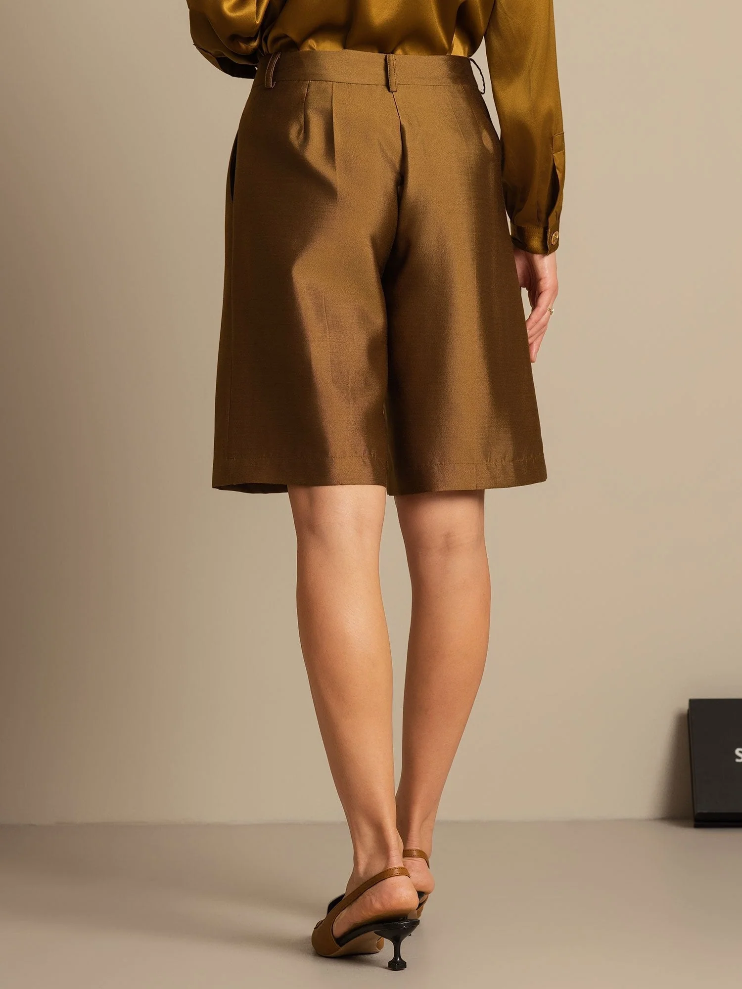 Clearance - 32Momme Silk-Wool Blend High Waist Straight Fit Women's Mid-length Pants with Side Pockets  Design - Image 17