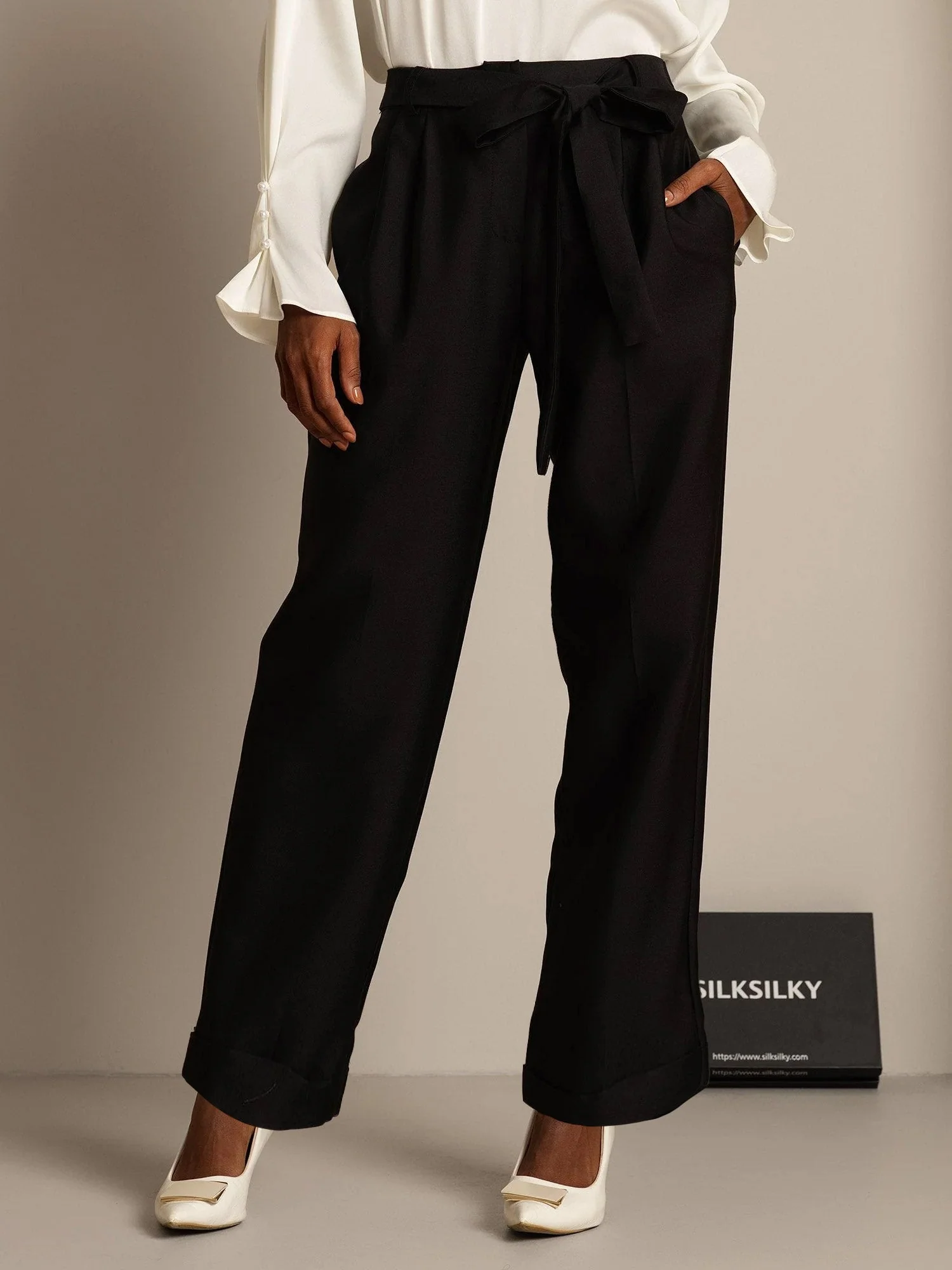 32Momme Silk-Wool Blend High Waist Tapered Cropped Women's Pants with Tie Waist Design - Image 14