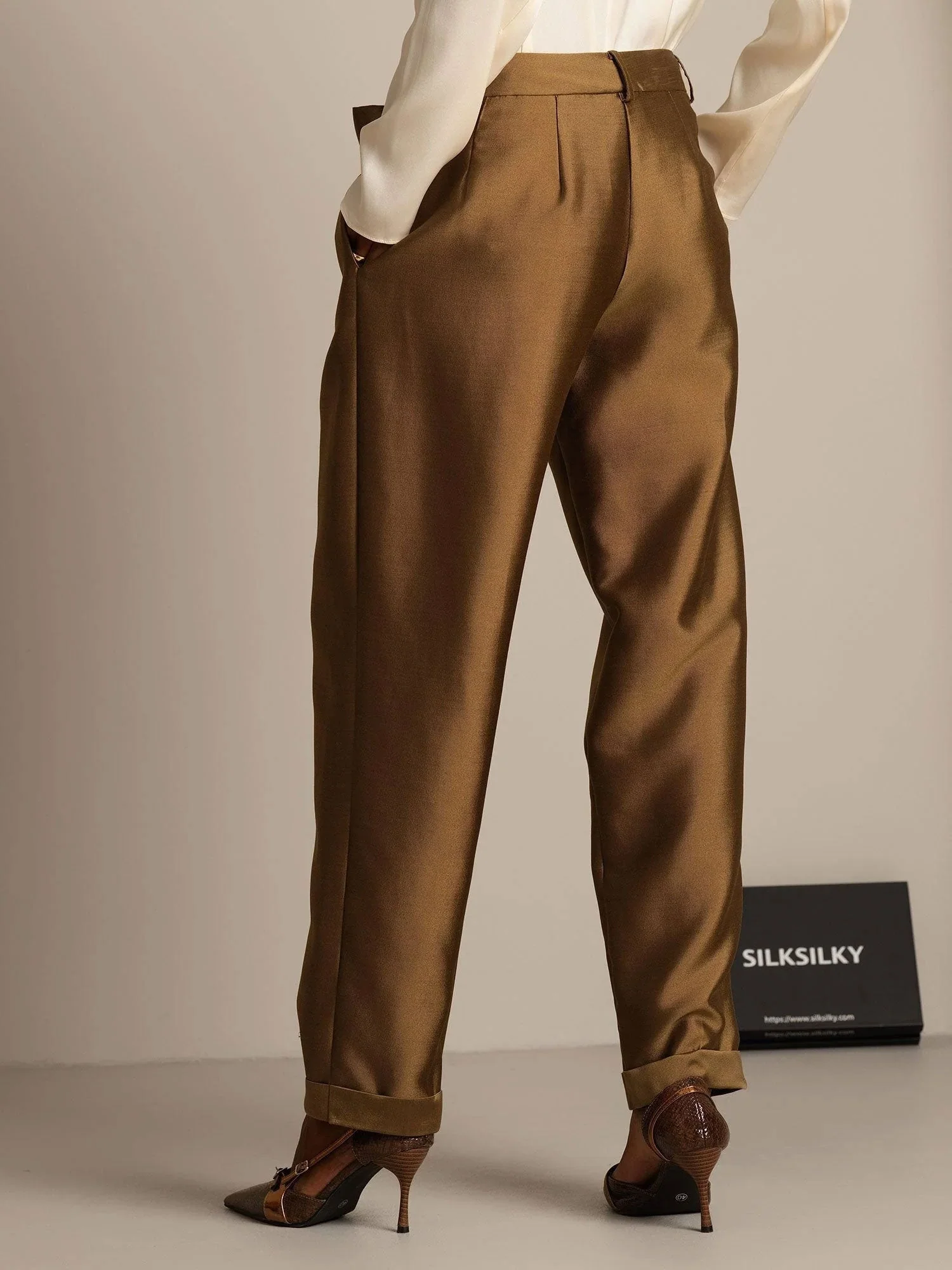 32Momme Silk-Wool Blend High Waist Tapered Cropped Women's Pants with Tie Waist Design - Image 17