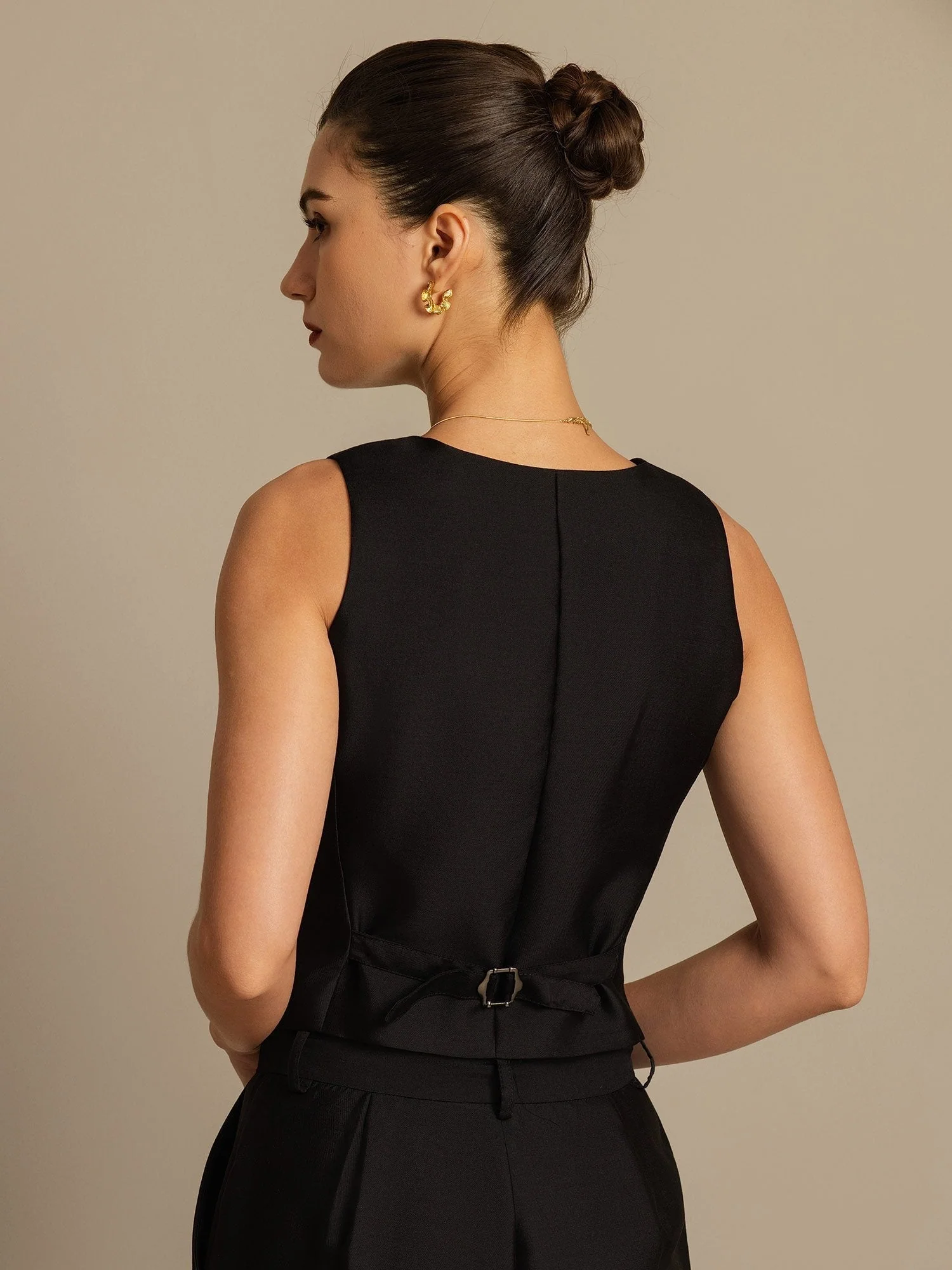 Clearance - 32Momme Silk-Wool Blend Women's V Neck Vest with Button Design - Image 12