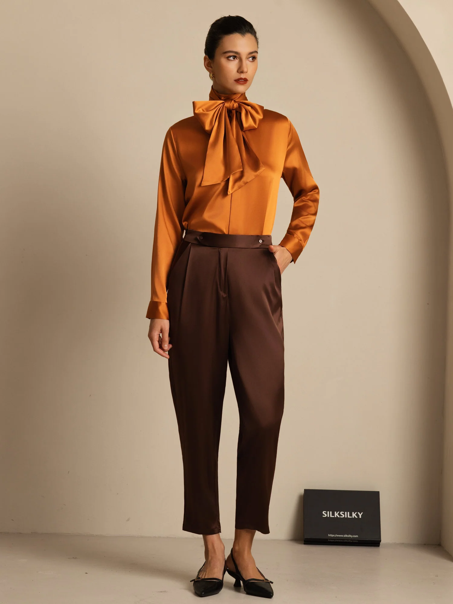 Women's 19Momme Silk High Waist Tapered Pants - Image 24