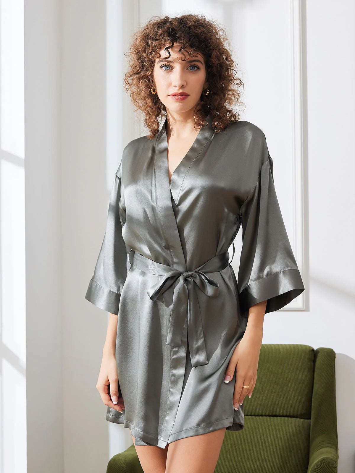 Pure Silk Short Women's Kimono Robe with Wrap Design - Image 31