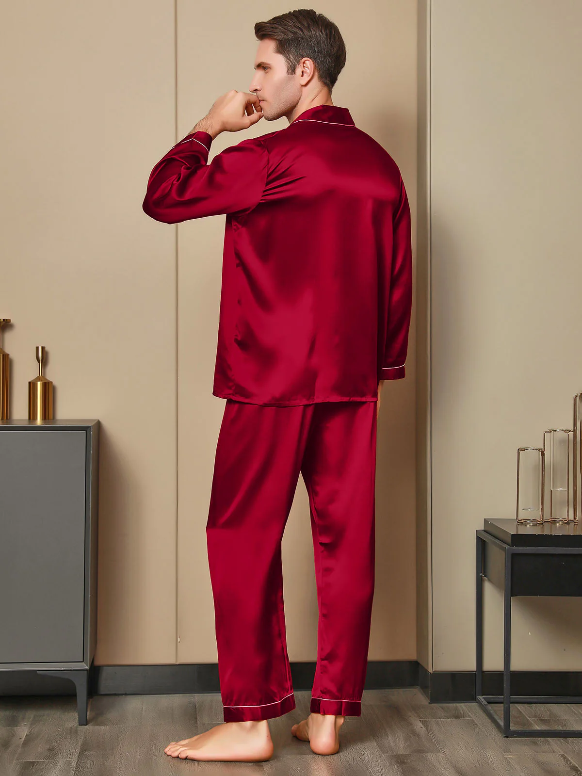 Pure Silk Long Sleeve Notch Collar Men's Pajamas Set with Button Up Design - Image 10