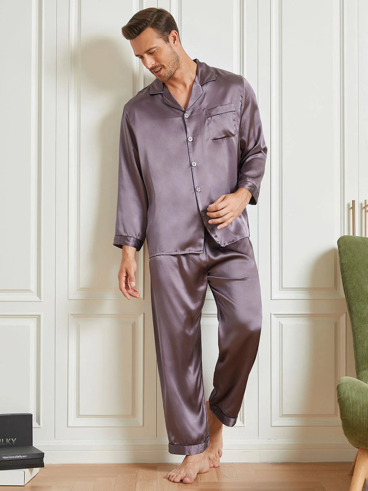 Pure Silk Long Sleeve Notch Collar Men's Pajamas Set with Button Up Design - Image 25
