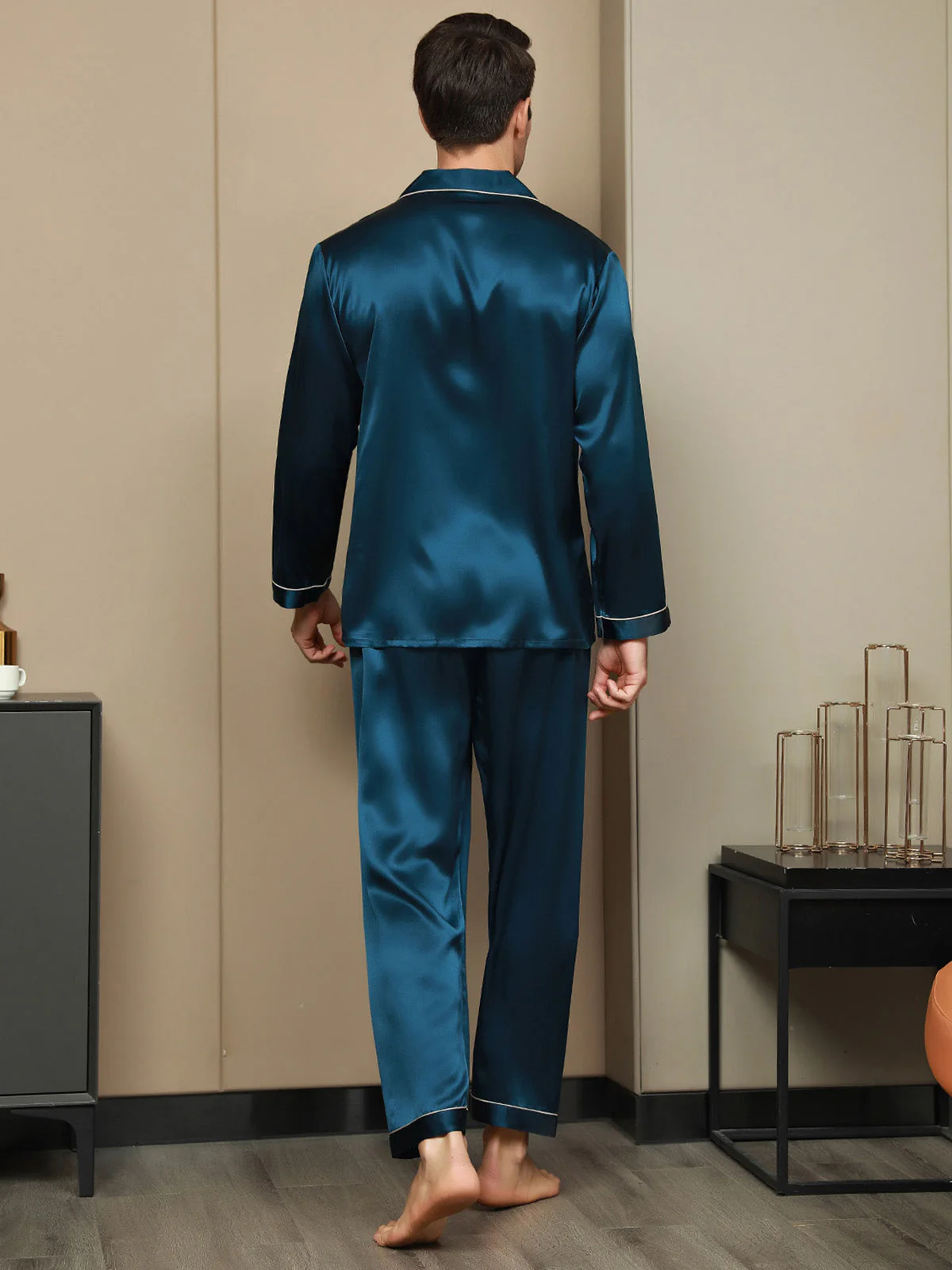 Pure Silk Long Sleeve Notch Collar Men's Pajamas Set with Button Up Design - Image 35