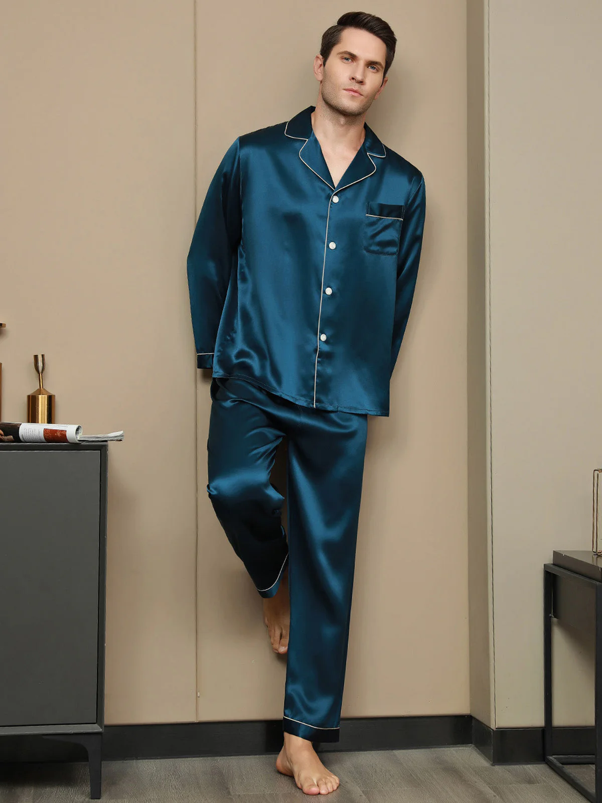Pure Silk Long Sleeve Notch Collar Men's Pajamas Set with Button Up Design - Image 37