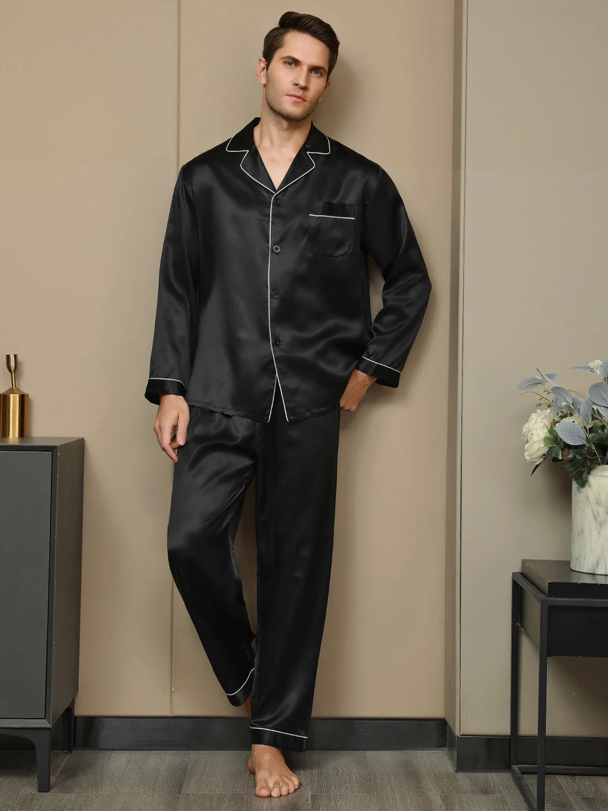 Pure Silk Long Sleeve Notch Collar Men's Pajamas Set with Button Up Design - Image 4