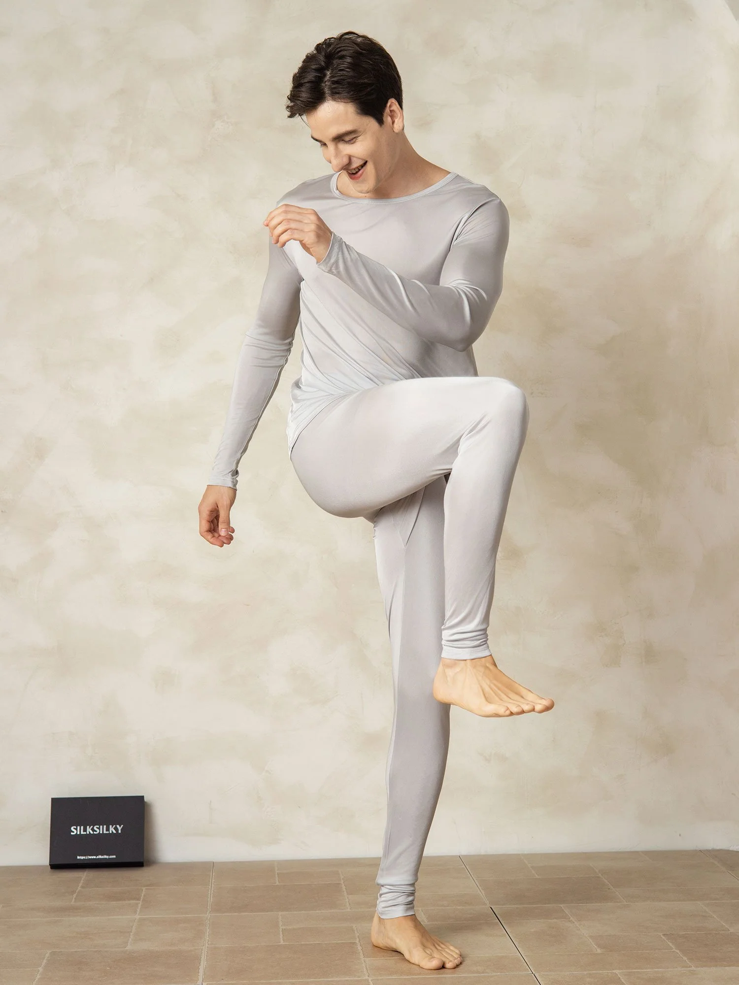Men's Silk Jersey Long Sleeve Long Johns - Image 2