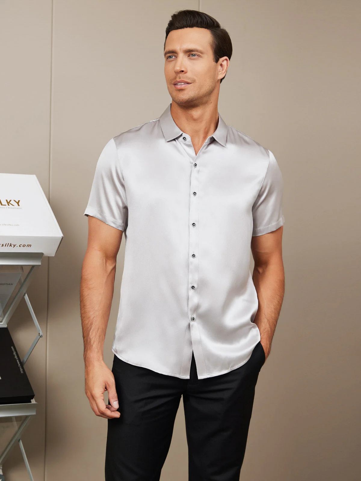 19Momme Mens Classic Short Sleeve Silk Shirt - Image 27