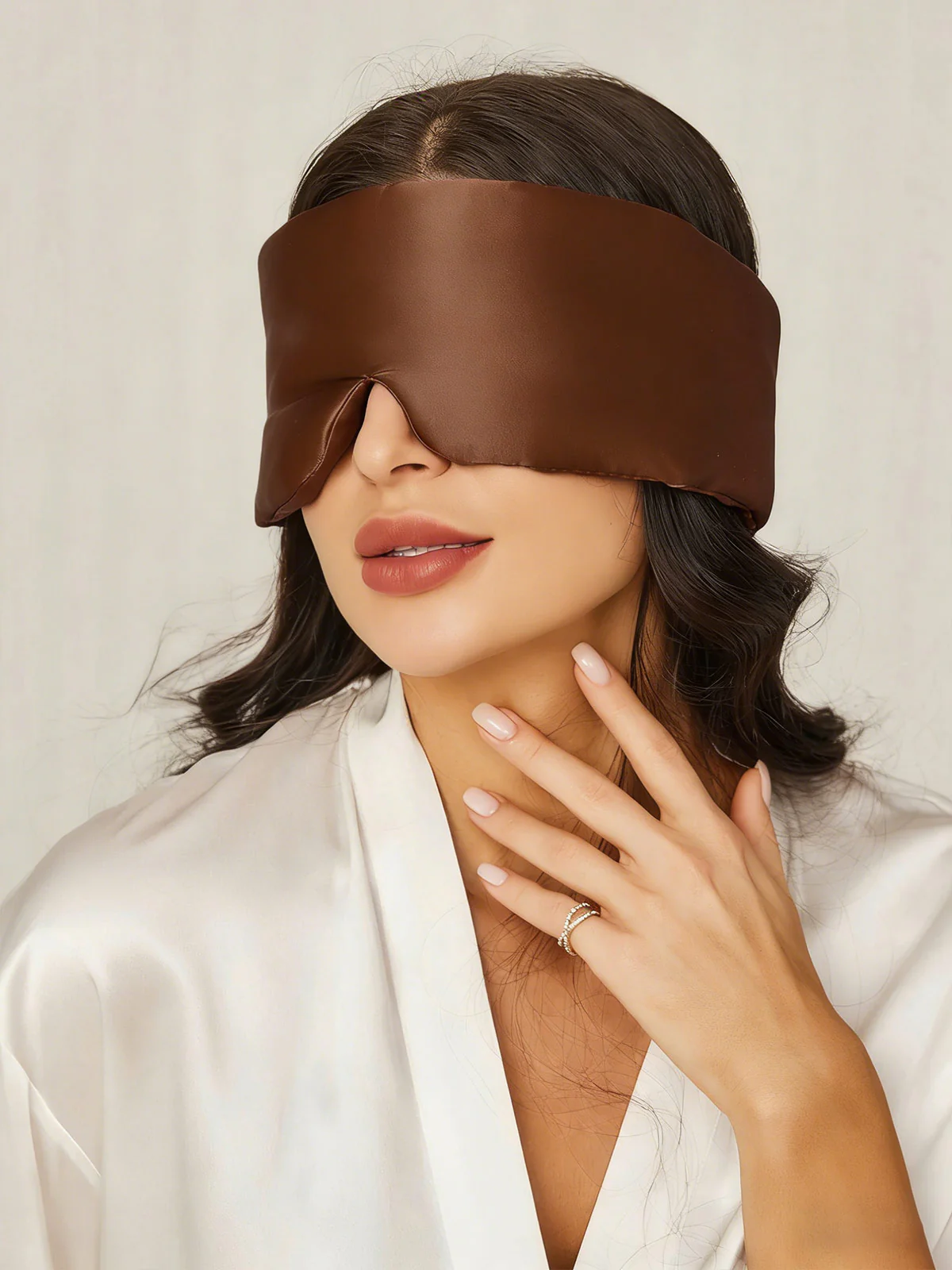 One Piece Silk Sleep Eye Mask With Velcro - Image 48