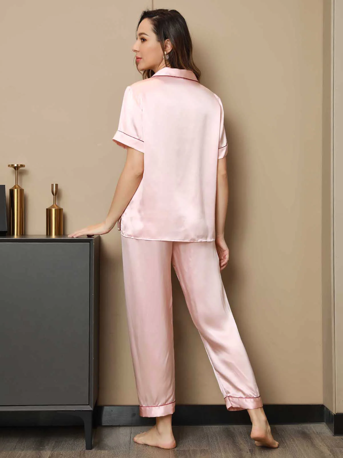 Women's Pure Silk Short Sleeve Pajamas Set - Image 16