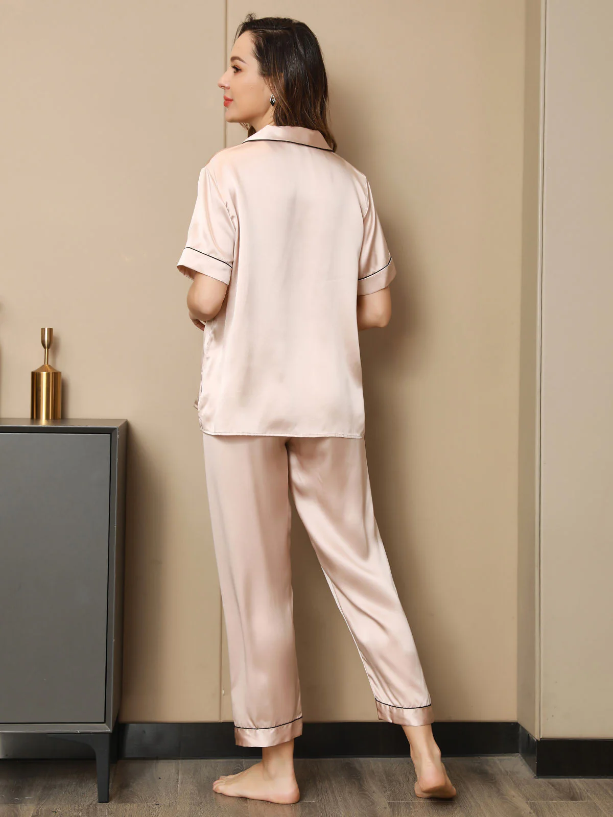 Women's Pure Silk Short Sleeve Pajamas Set - Image 30