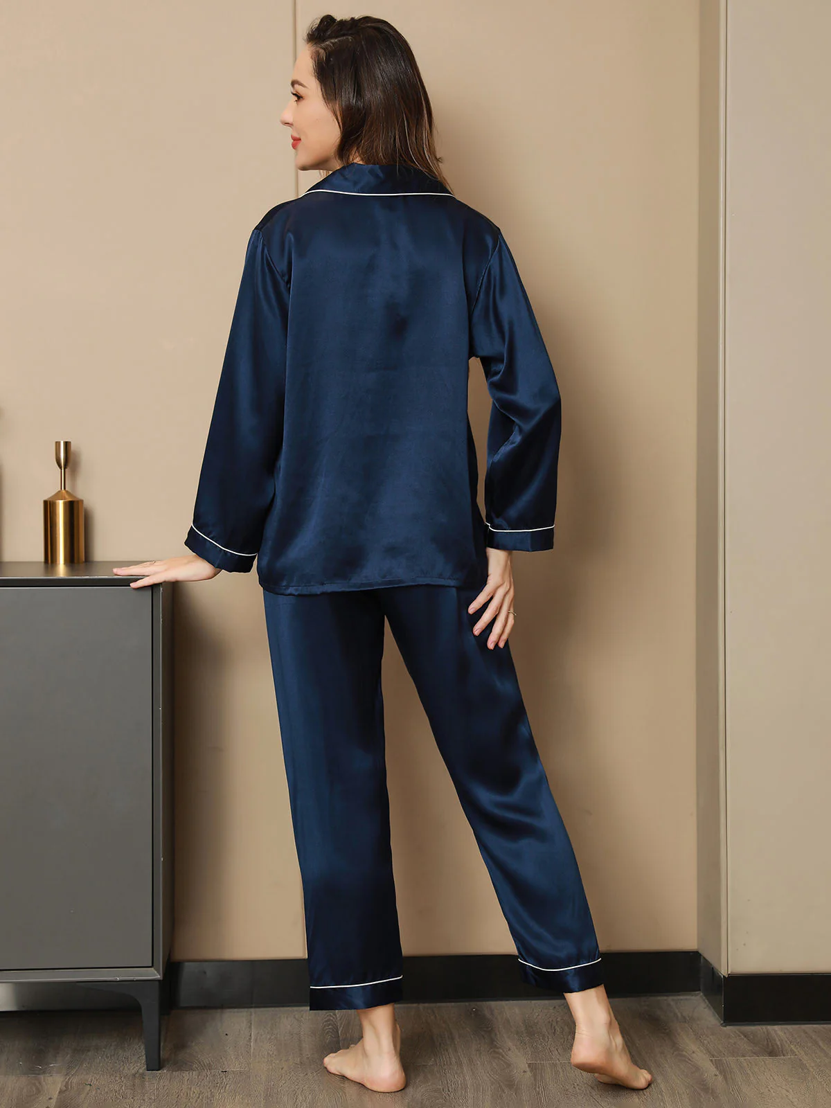 Women's Pure Silk Long Sleeve Notch Collar Pajamas Set - Image 26