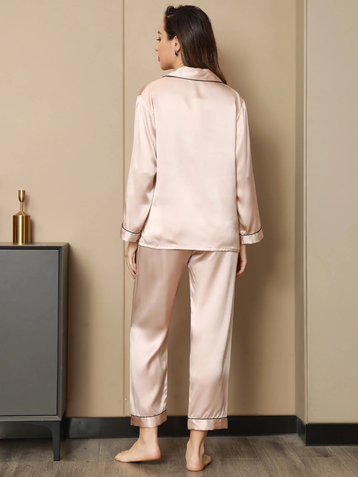 Women's Pure Silk Long Sleeve Notch Collar Pajamas Set - Image 36