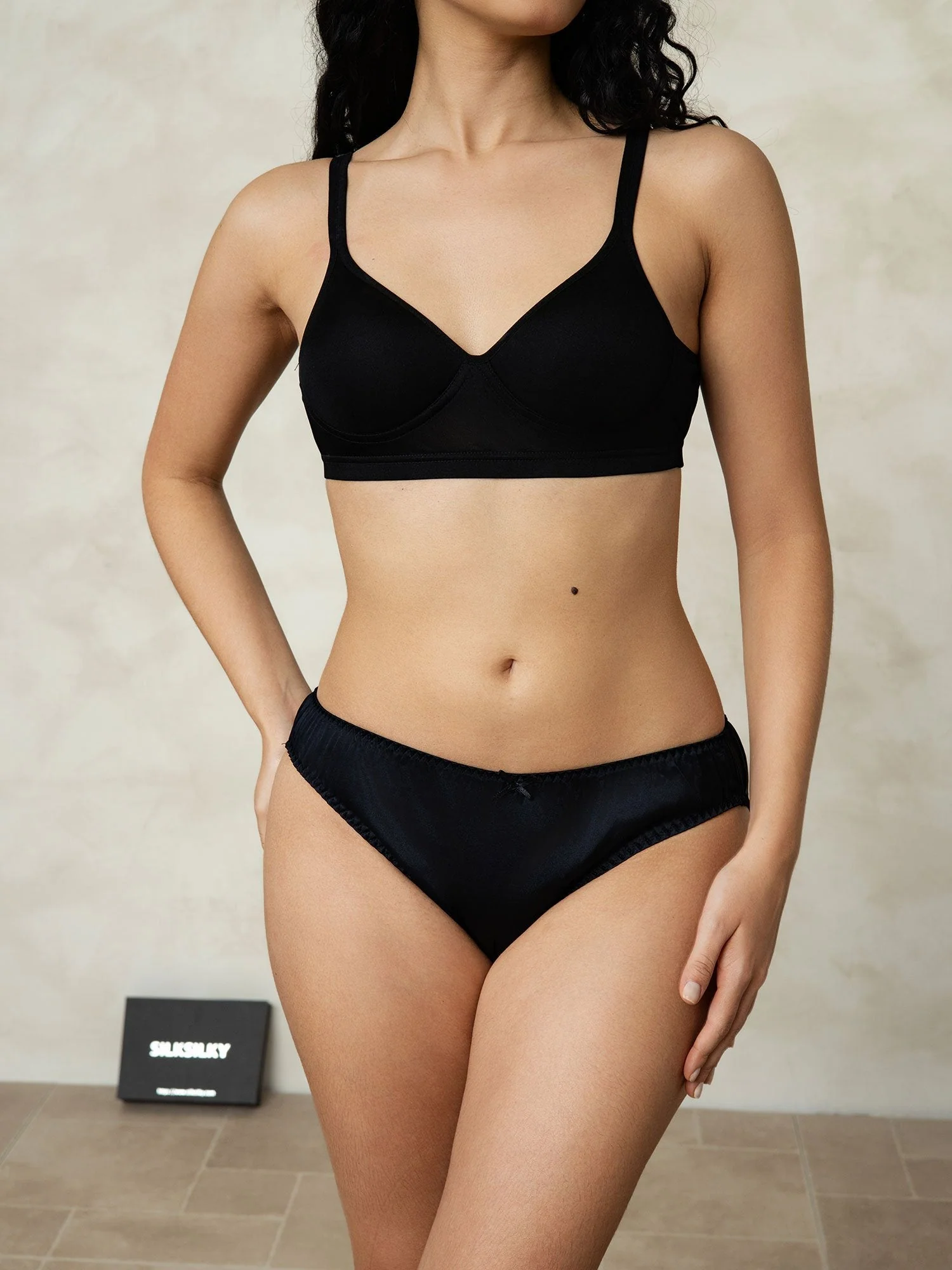 Pure Silk Bow Panty (Bra Not Included) - Image 4