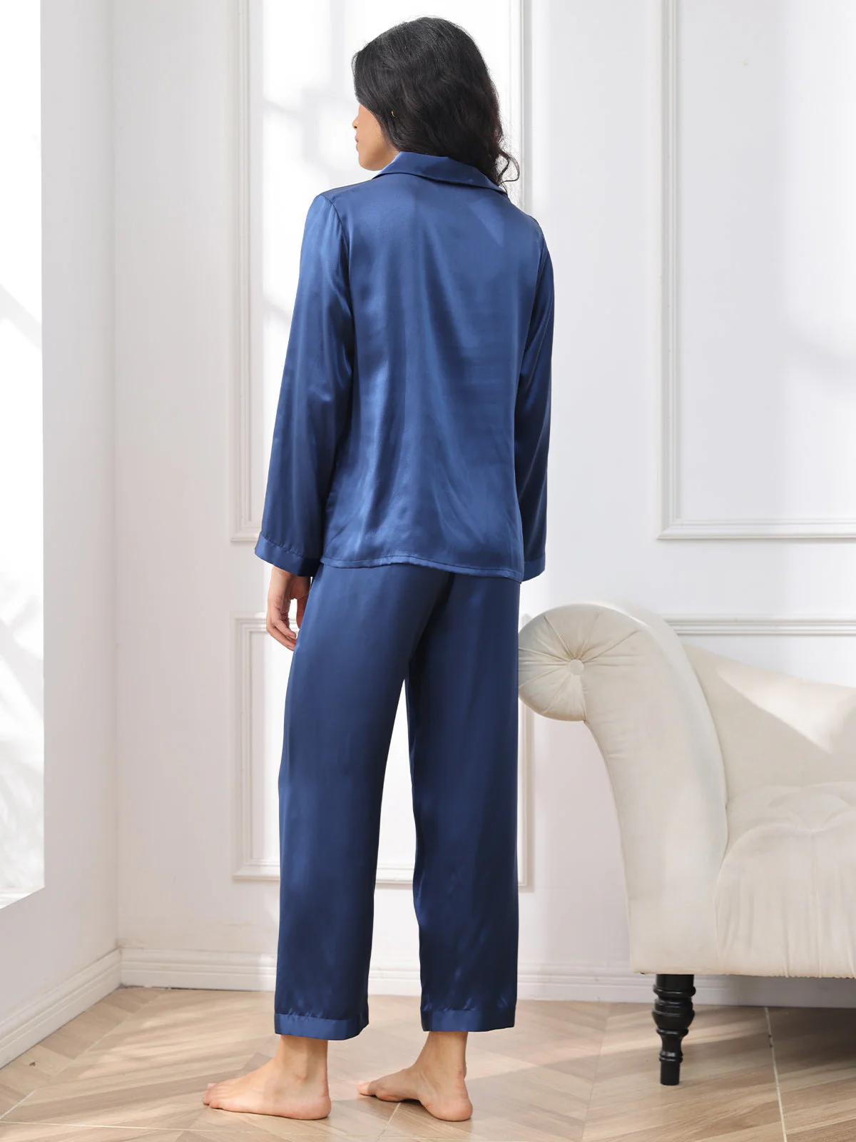 Women's Pure Silk Long Sleeve Pajamas Set - Image 18