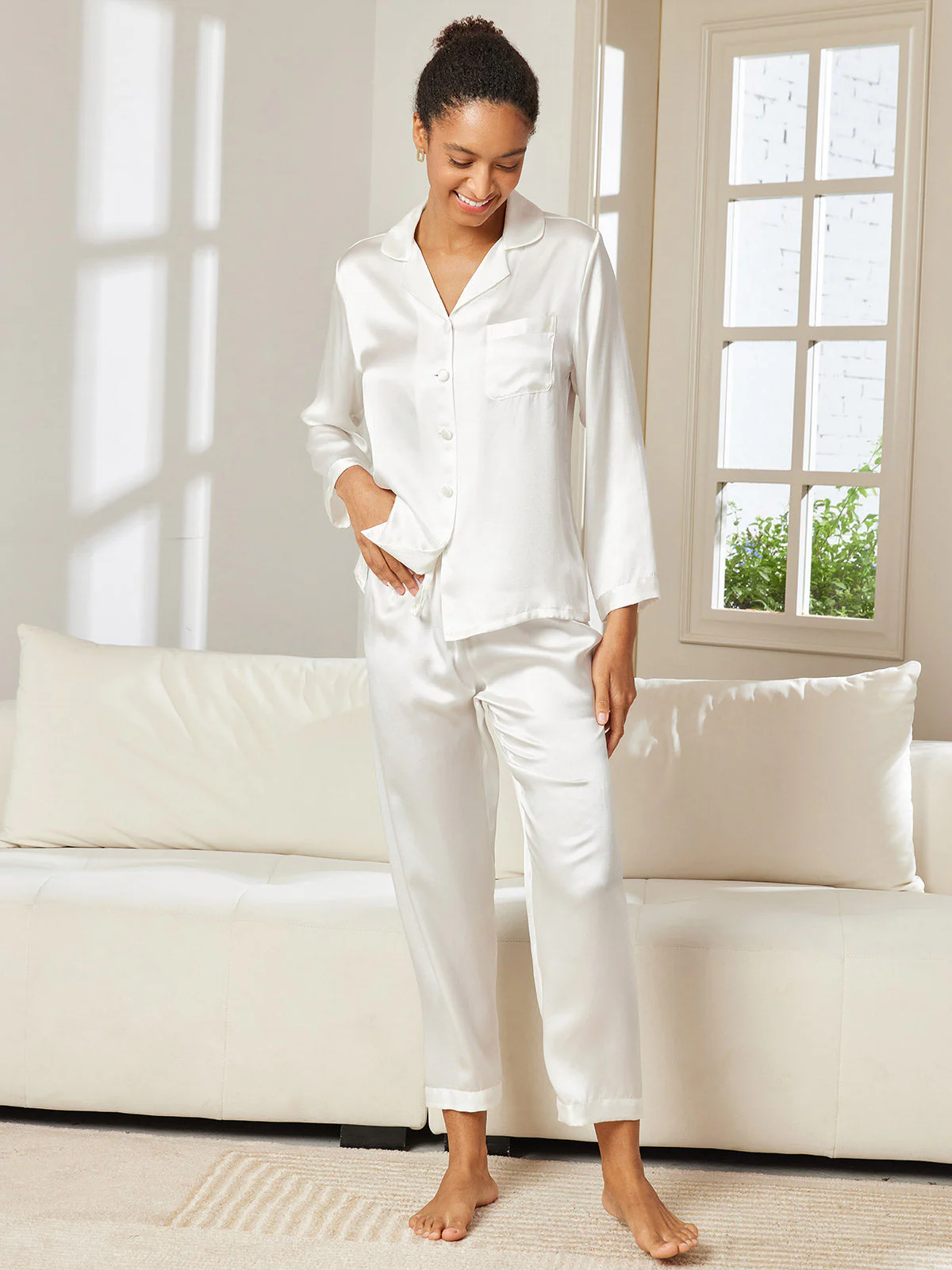 Women's Pure Silk Long Sleeve Pajamas Set - Image 28