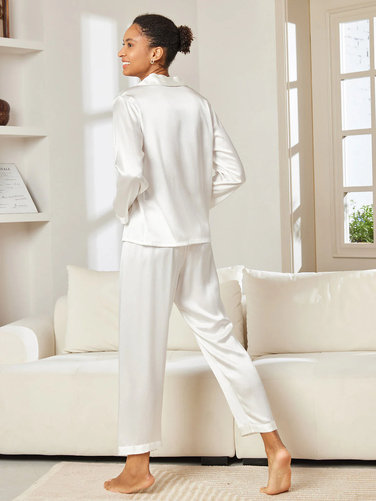 Women's Pure Silk Long Sleeve Pajamas Set - Image 29
