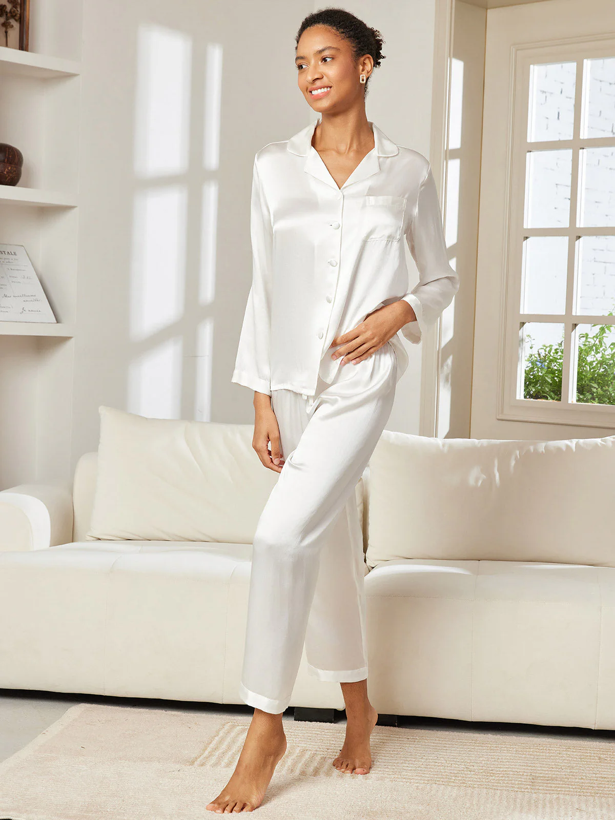 Women's Pure Silk Long Sleeve Pajamas Set - Image 30